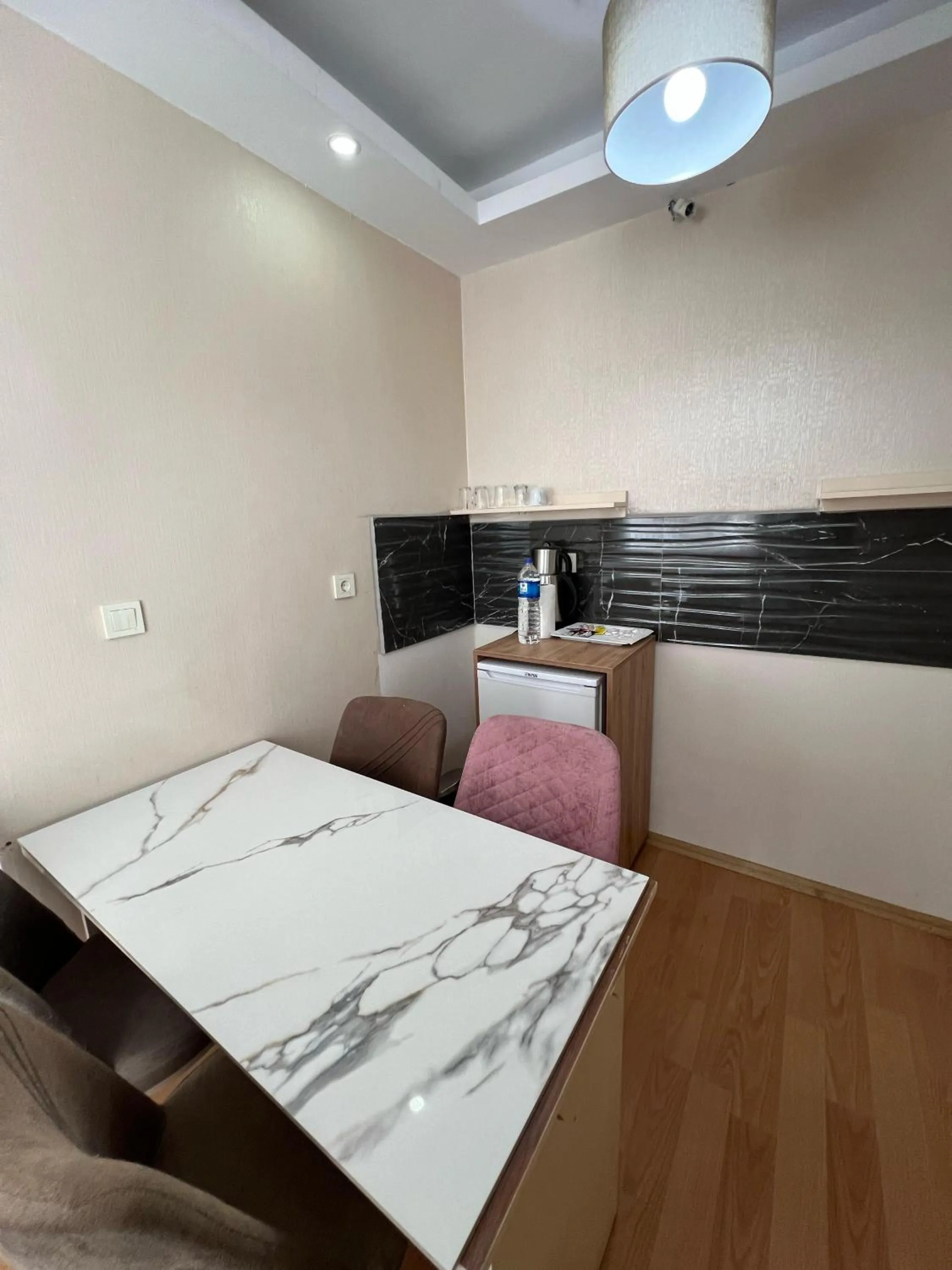 Bed in inDİANA HOTEL