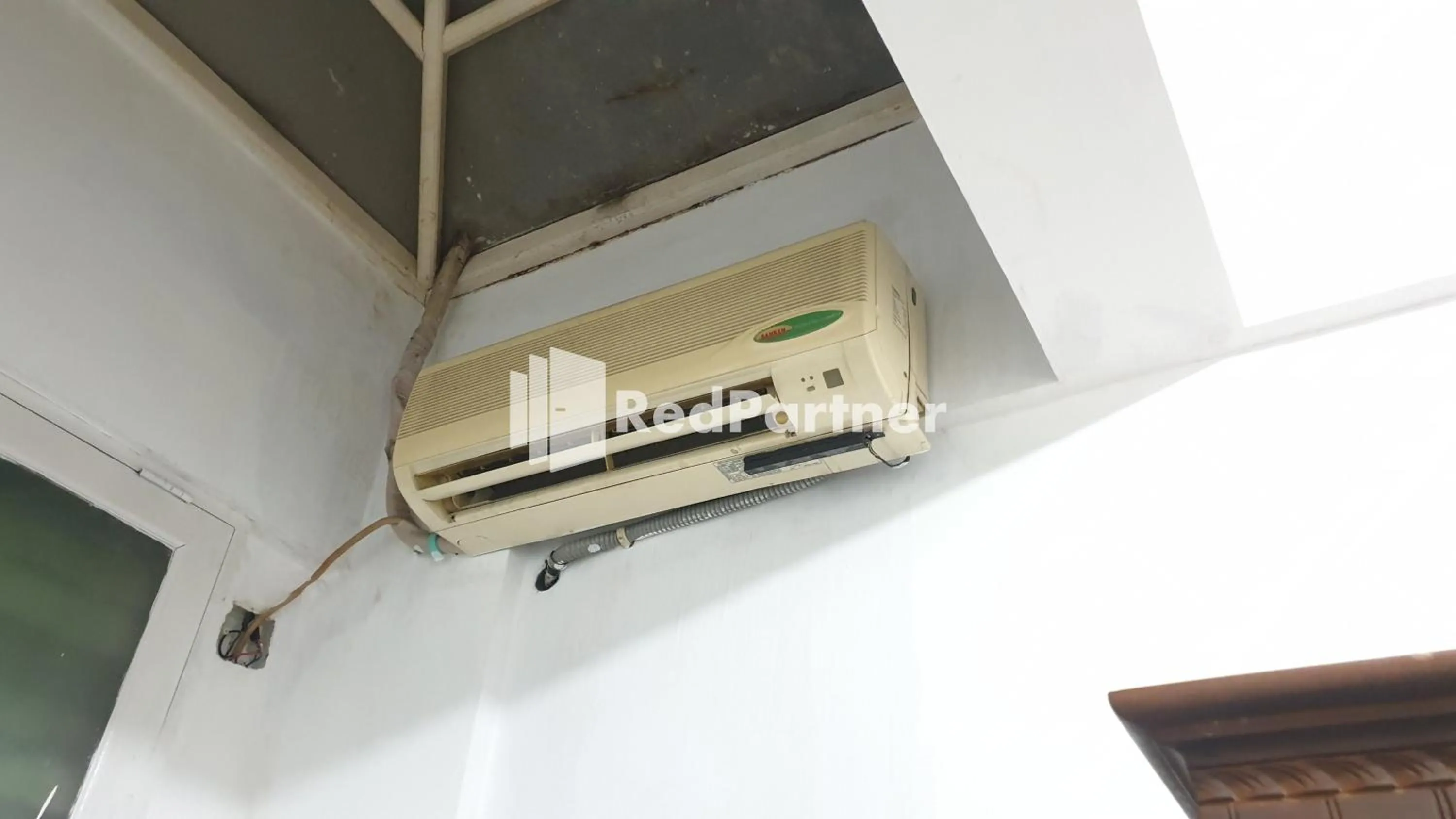 Castle Residence Syariah RedPartner