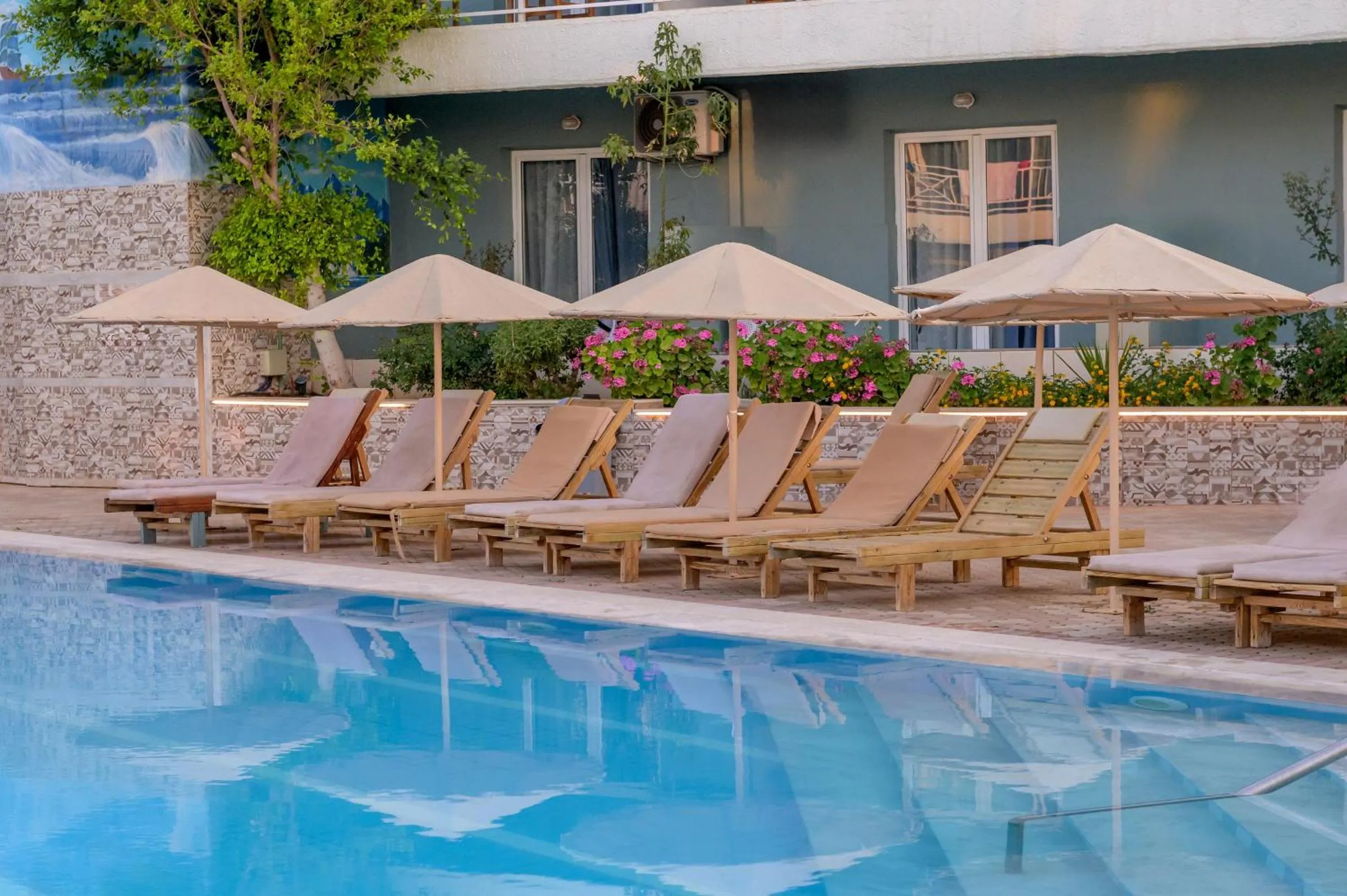Swimming pool in SunBay Hotel