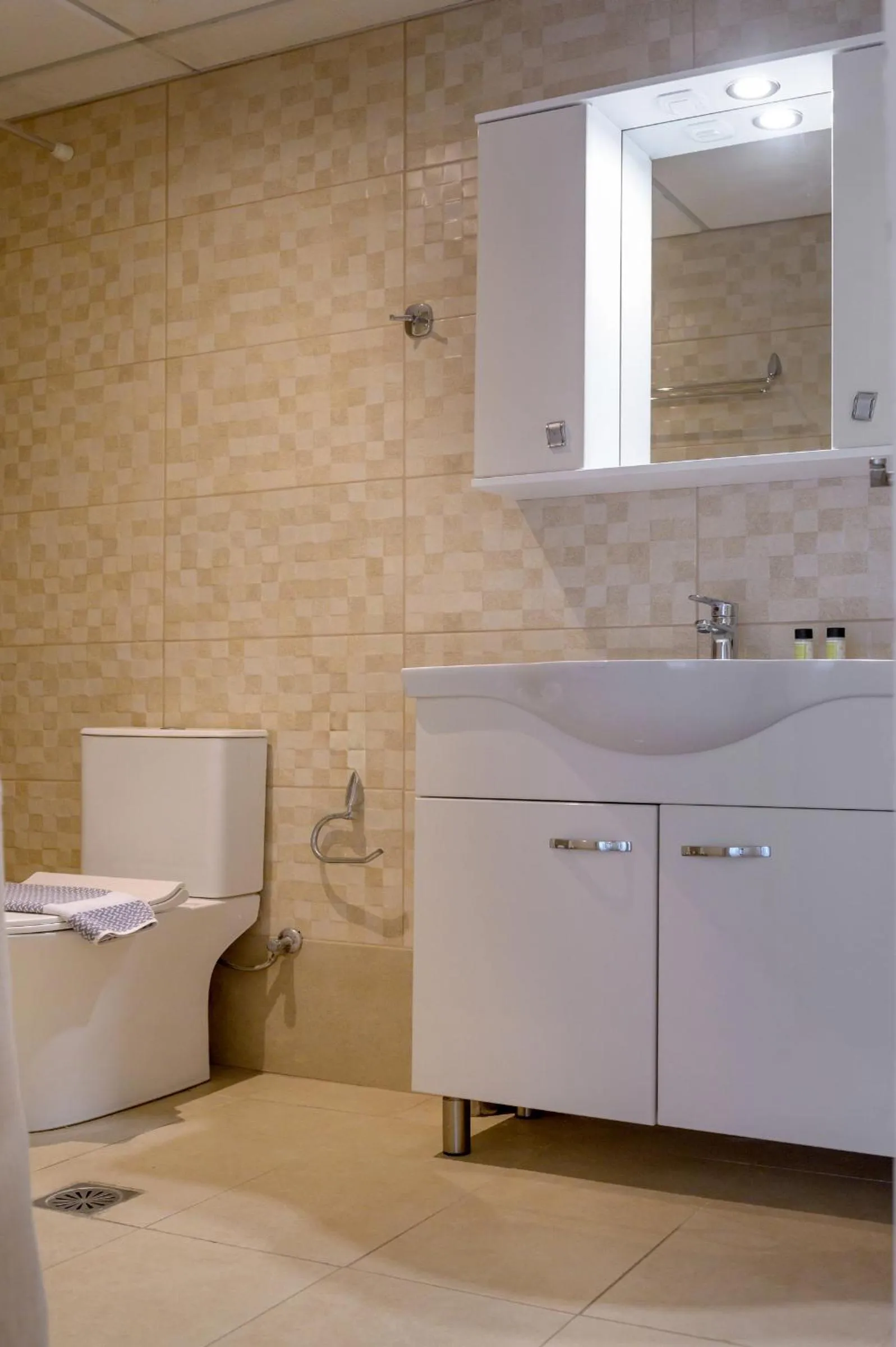 Bathroom in SunBay Hotel