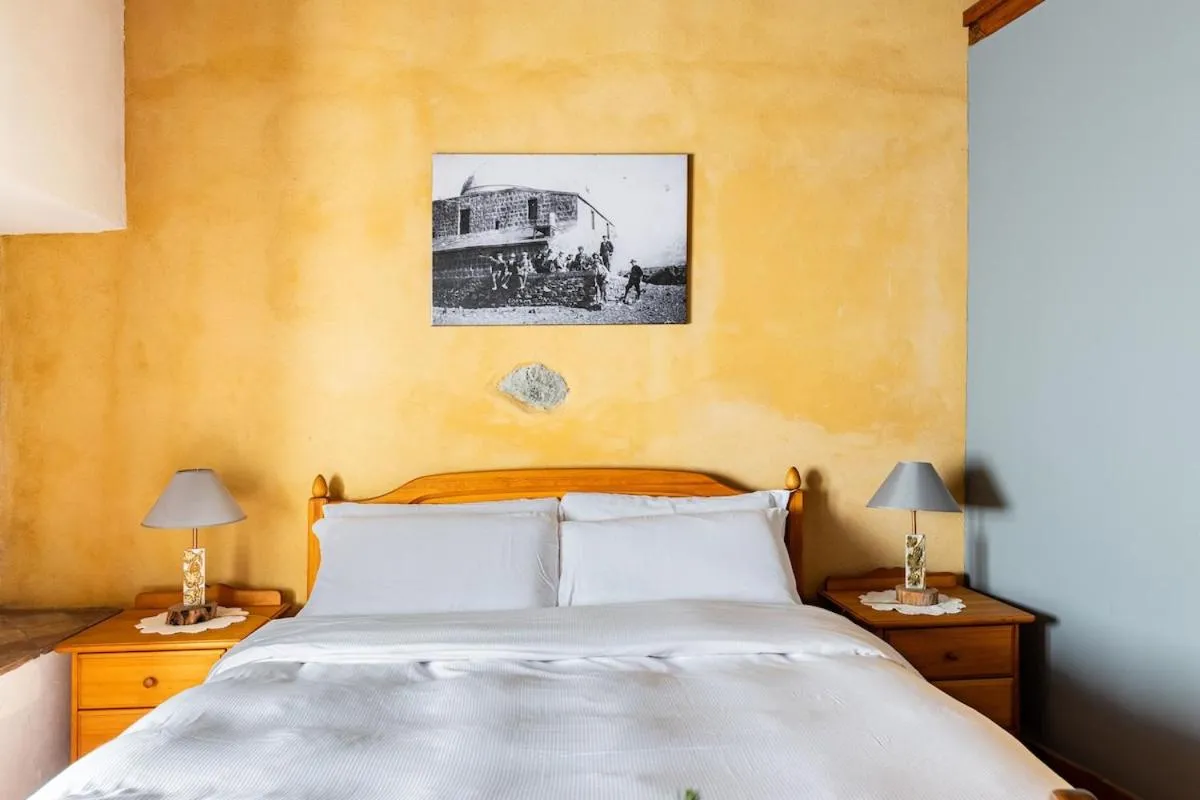 Bedroom, Bed in Casa Etnea