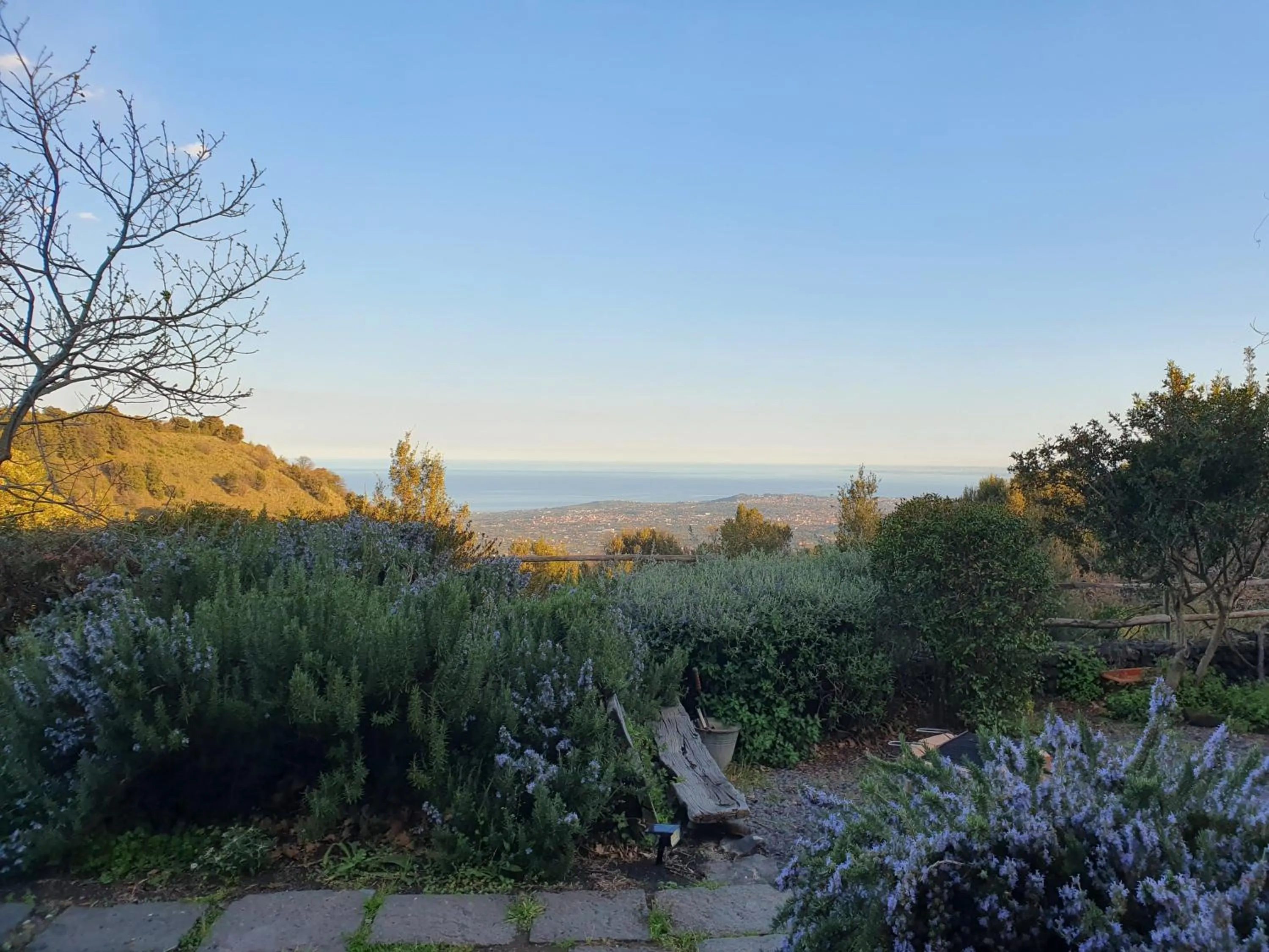 Sea view in Casa Etnea