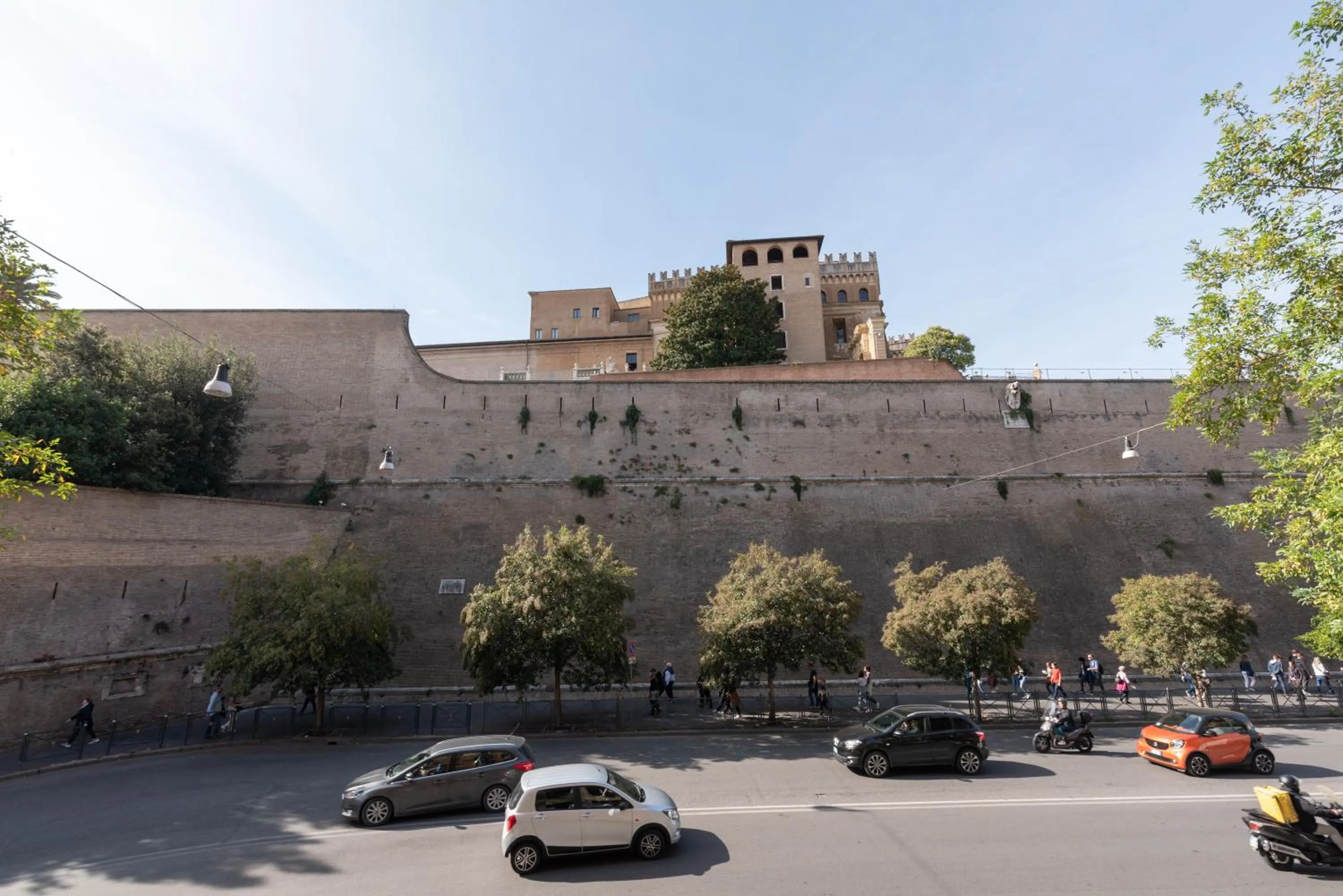 Property building in Rhome Hosting