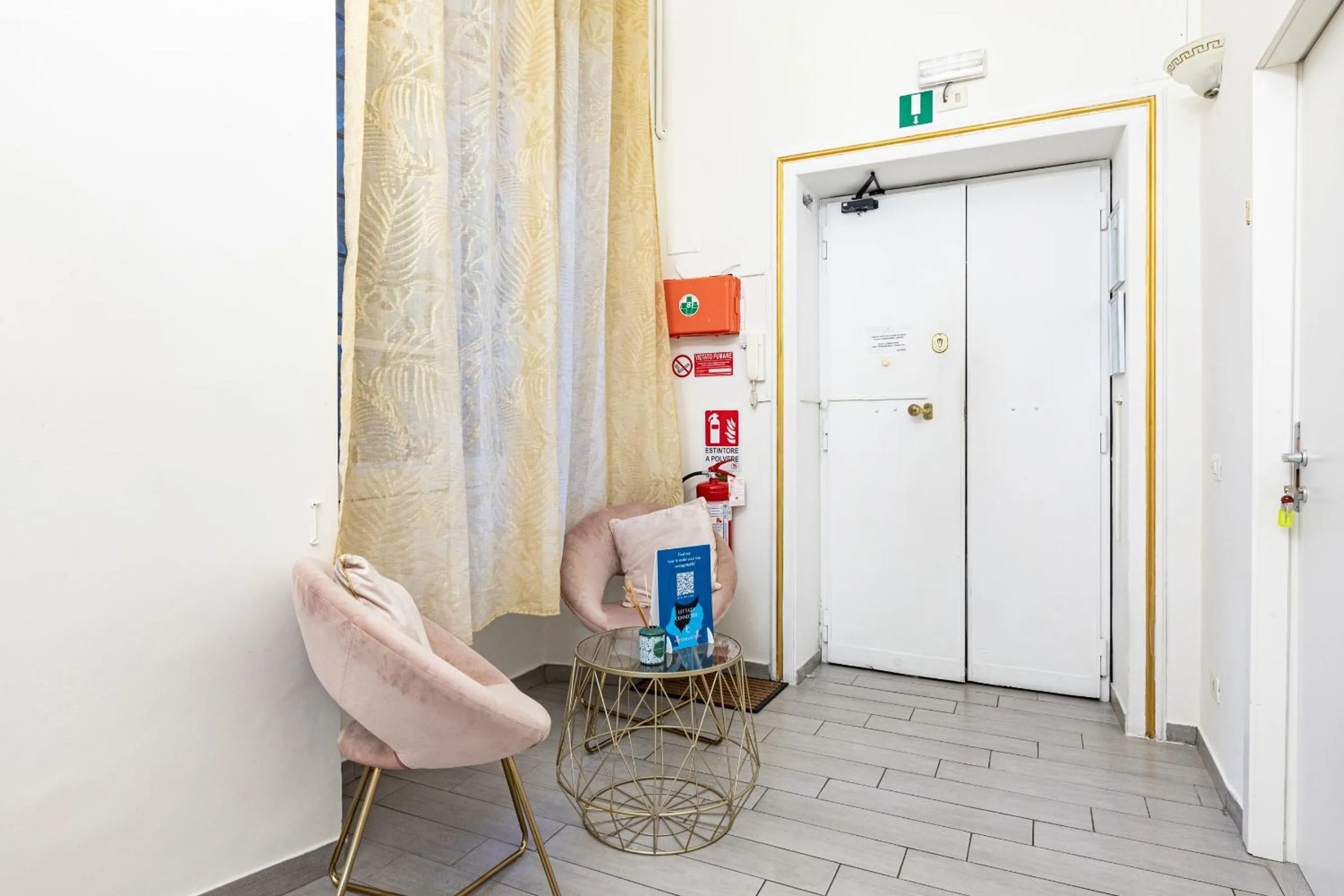 Lobby or reception in Trastevere Suites - Top Collection