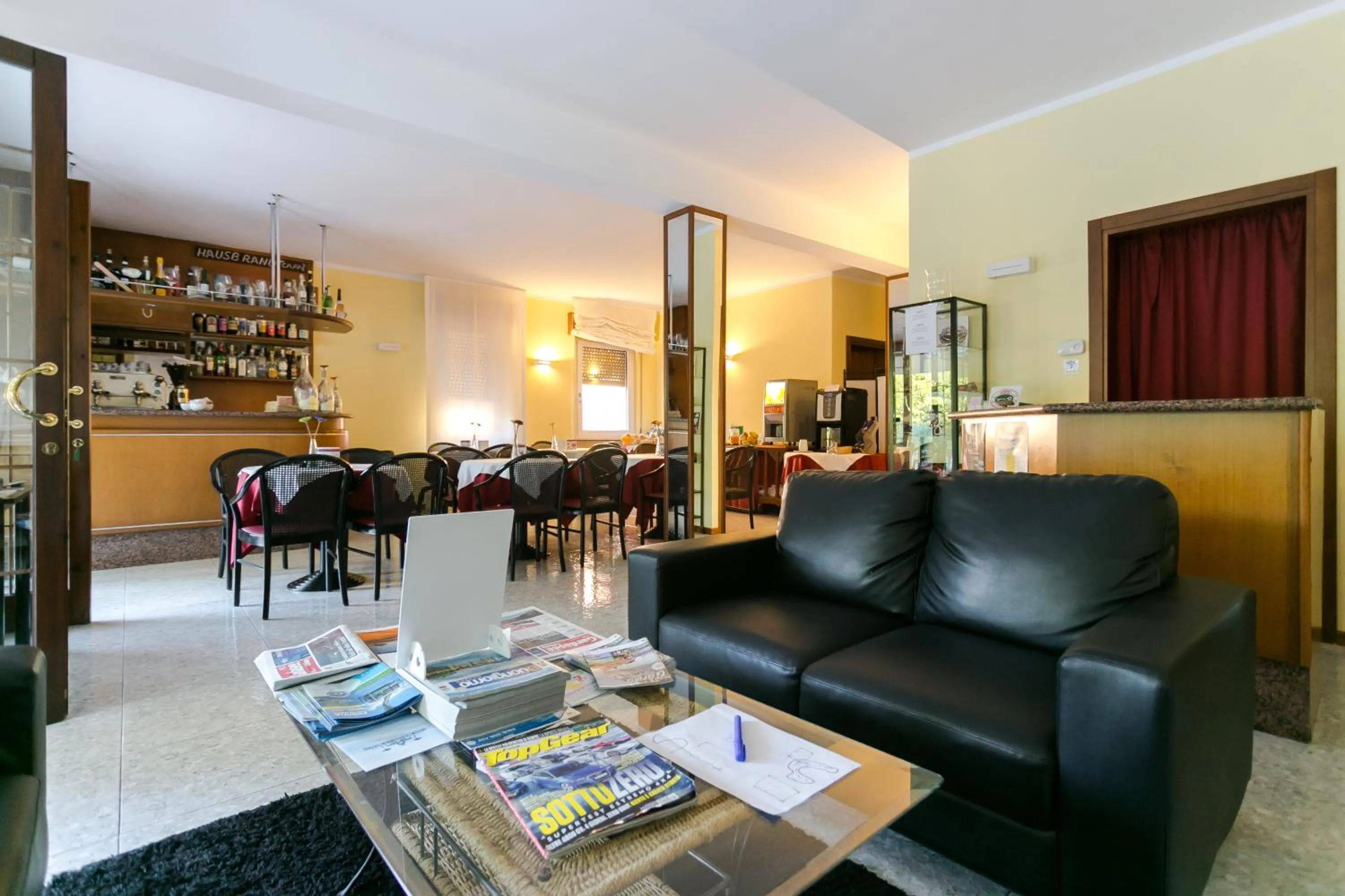 Lobby or reception in Hotel Benacus