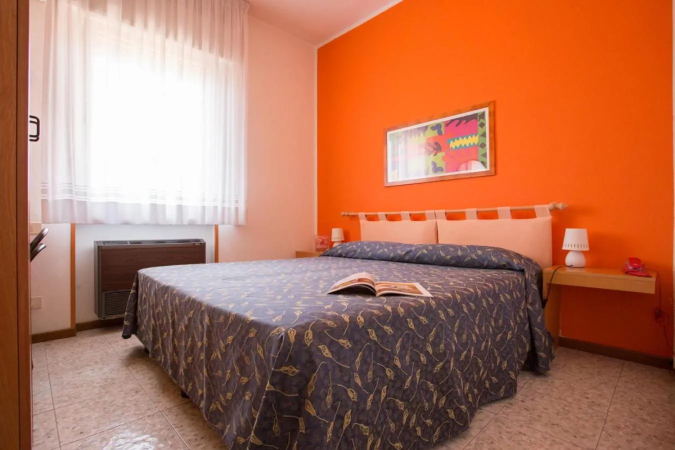 Bed in Hotel Benacus