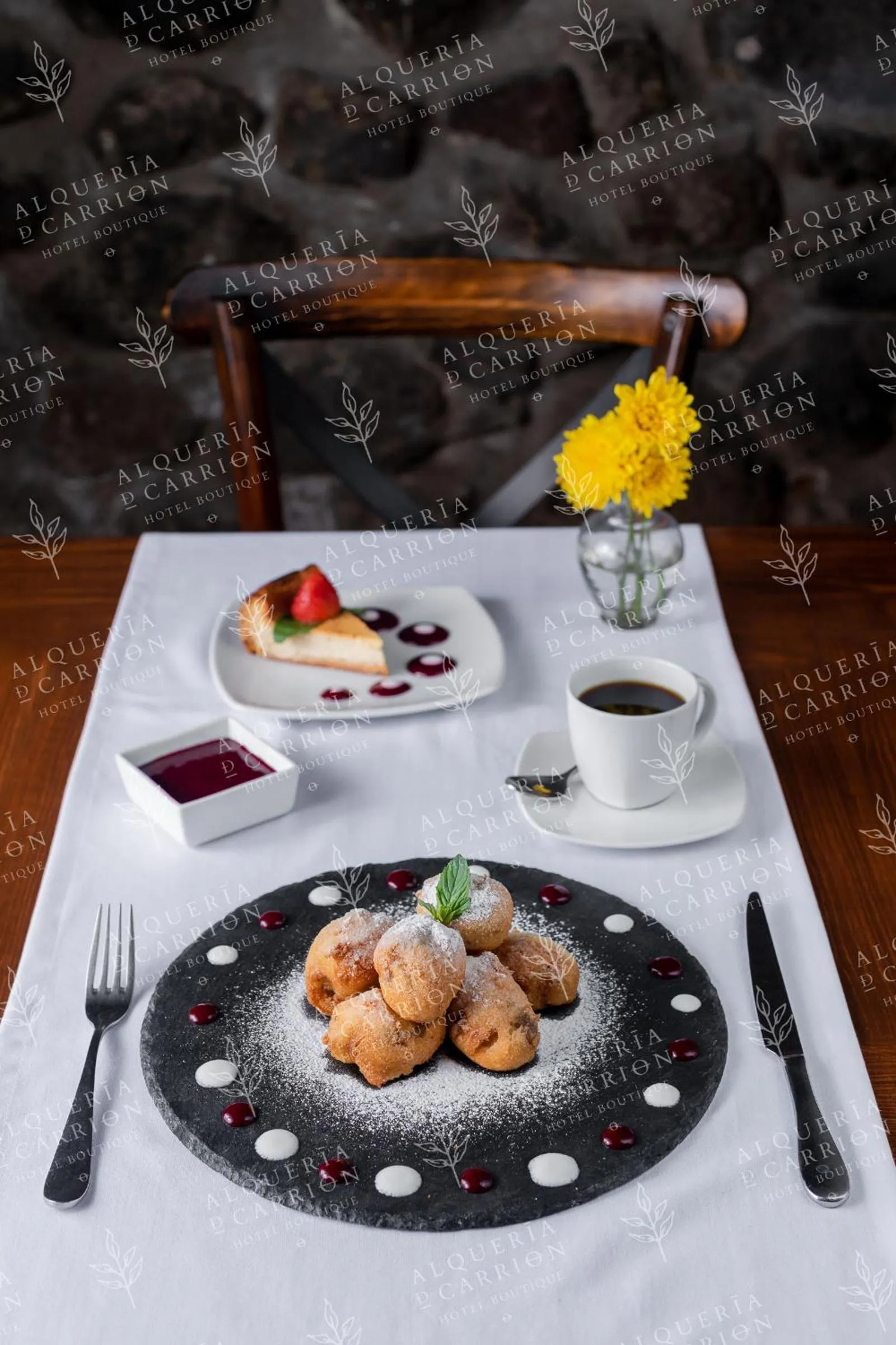 Restaurant/places to eat in Alqueria de Carrion Hotel Boutique