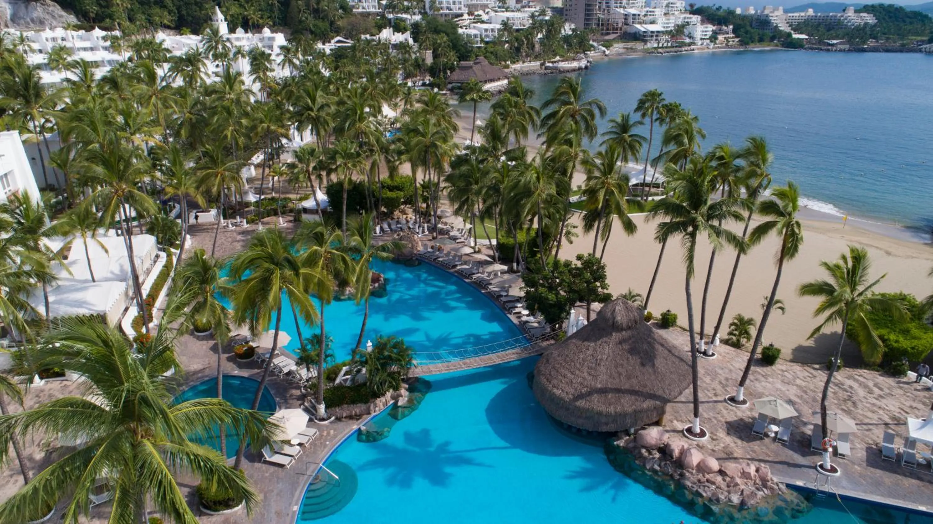 Pool view in Las Hadas by Brisas