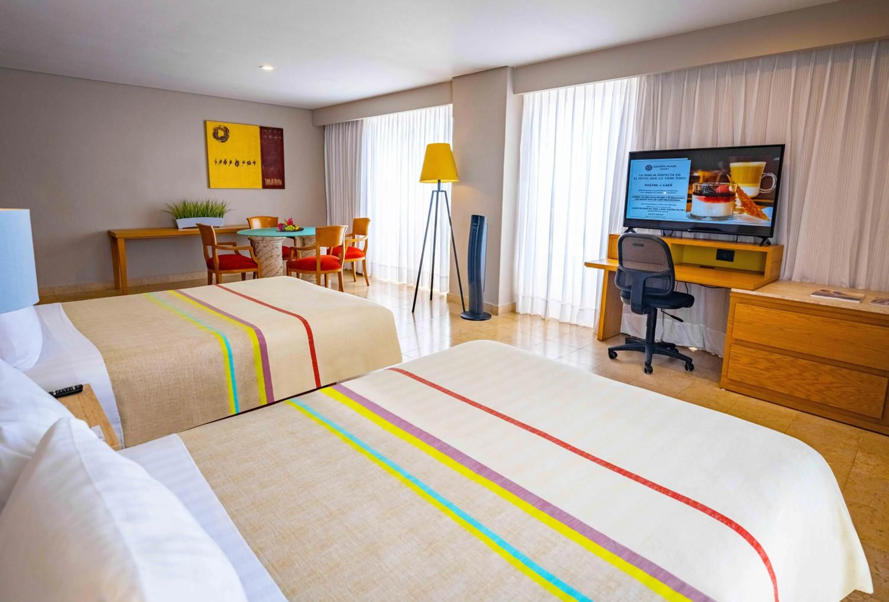 Bedroom, Bed in Galería Plaza Veracruz