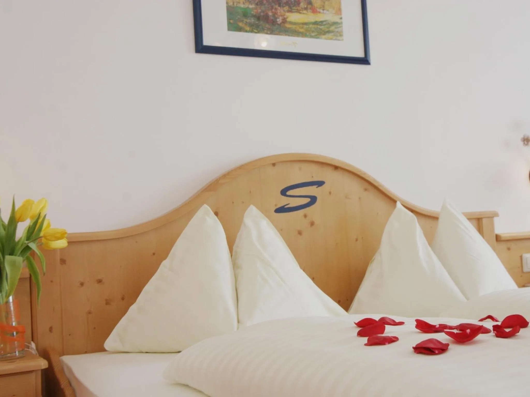 Bed in Sporthotel Snowwhite