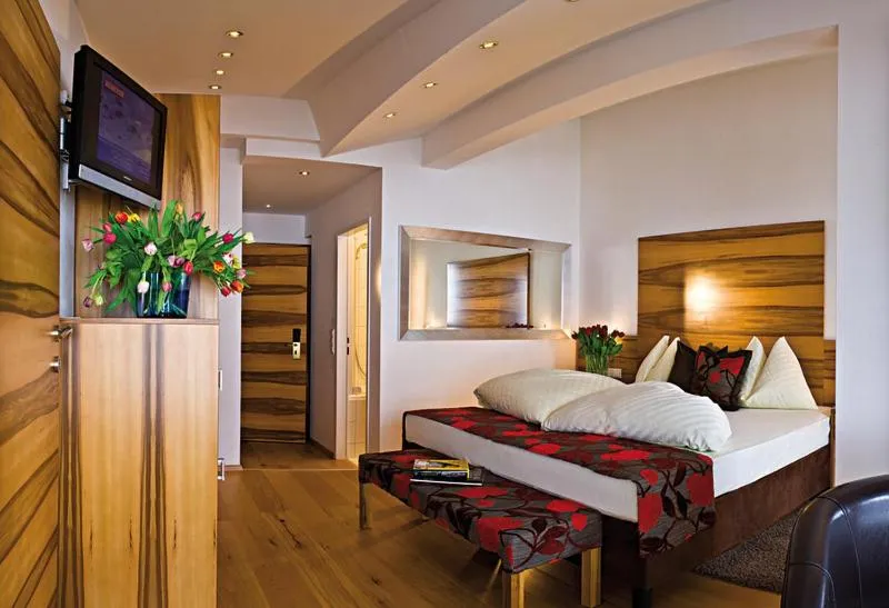 Bed in Sporthotel Snowwhite