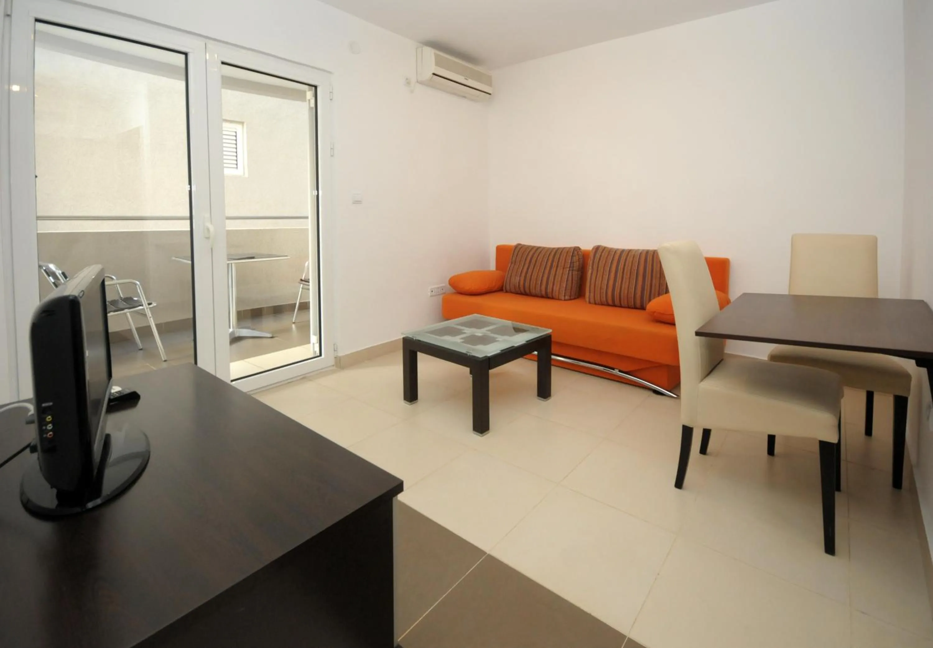 Dining area in Apartments Anita