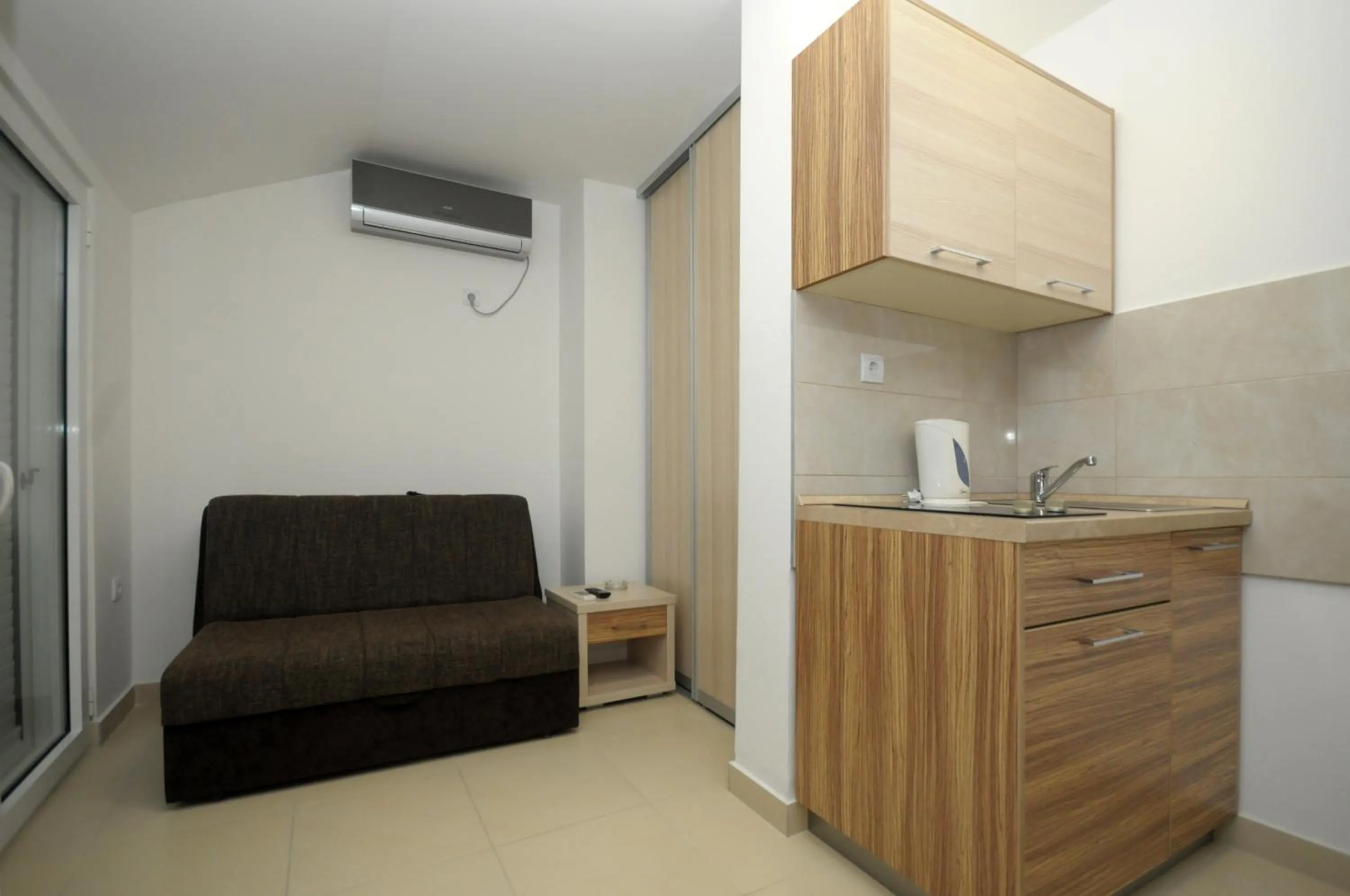 Photo of the whole room in Apartments Anita
