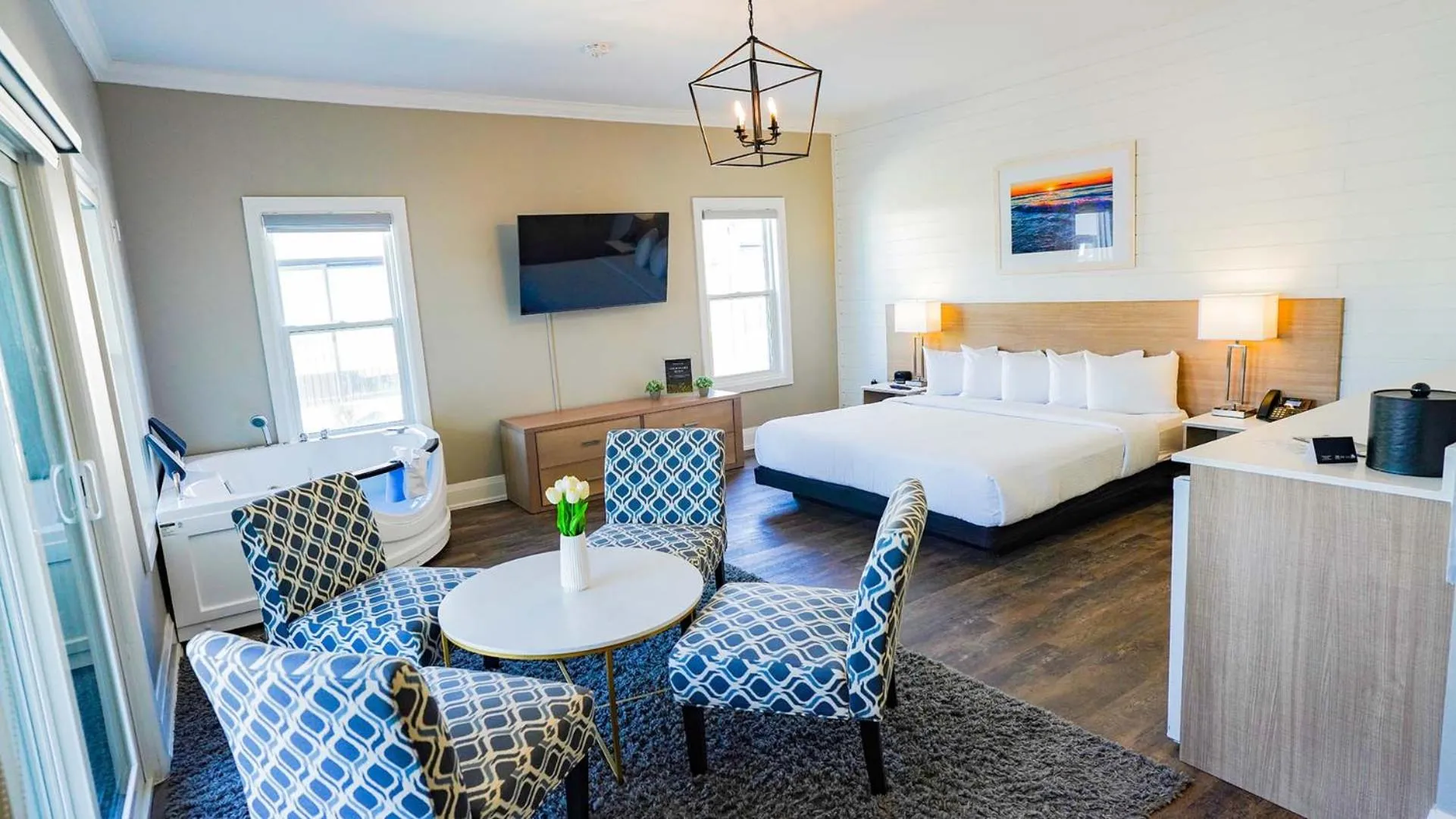 Bed in Colonial Hotel & Suites