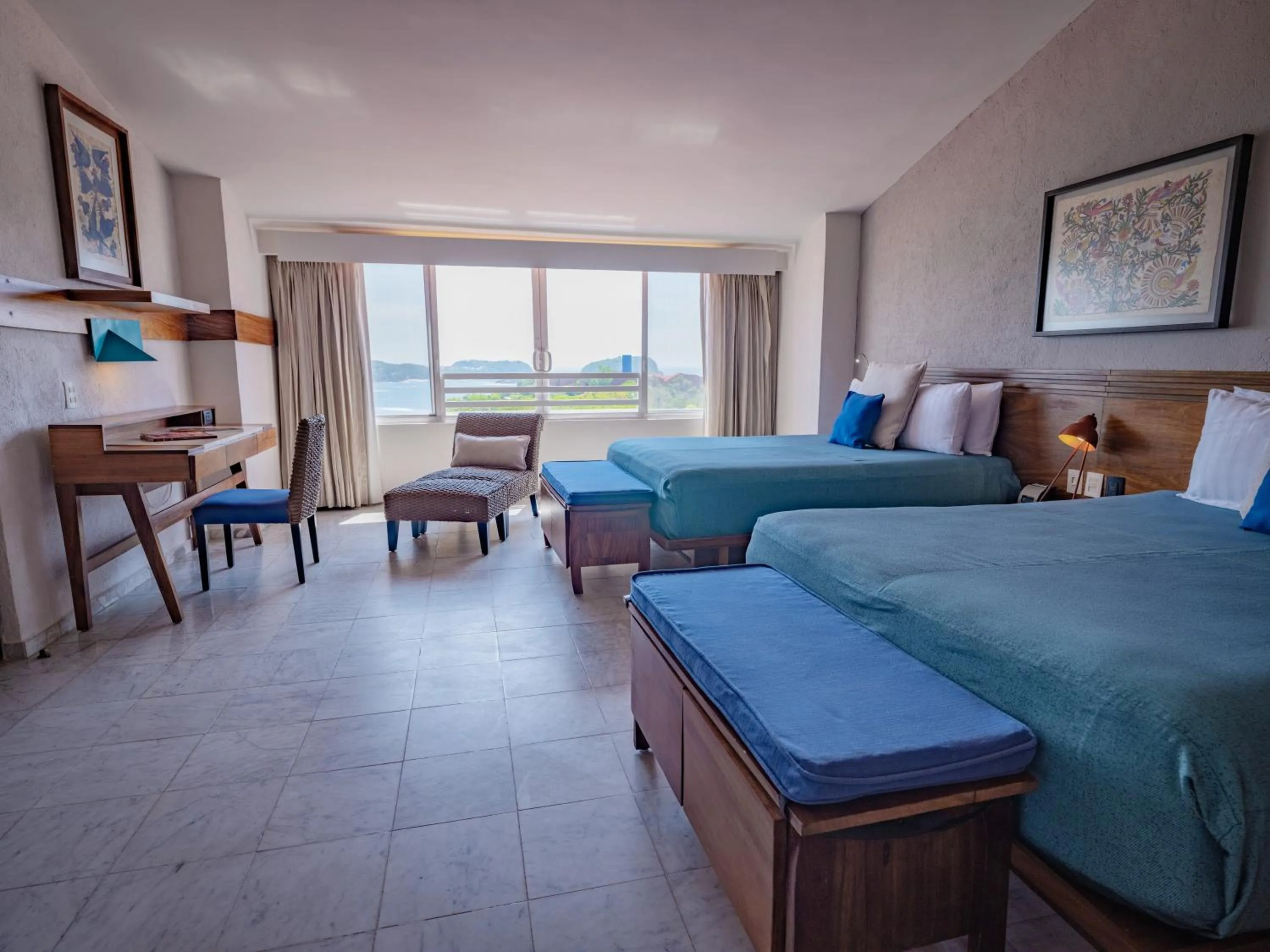 Bed in Las Brisas Huatulco-All Inclusive