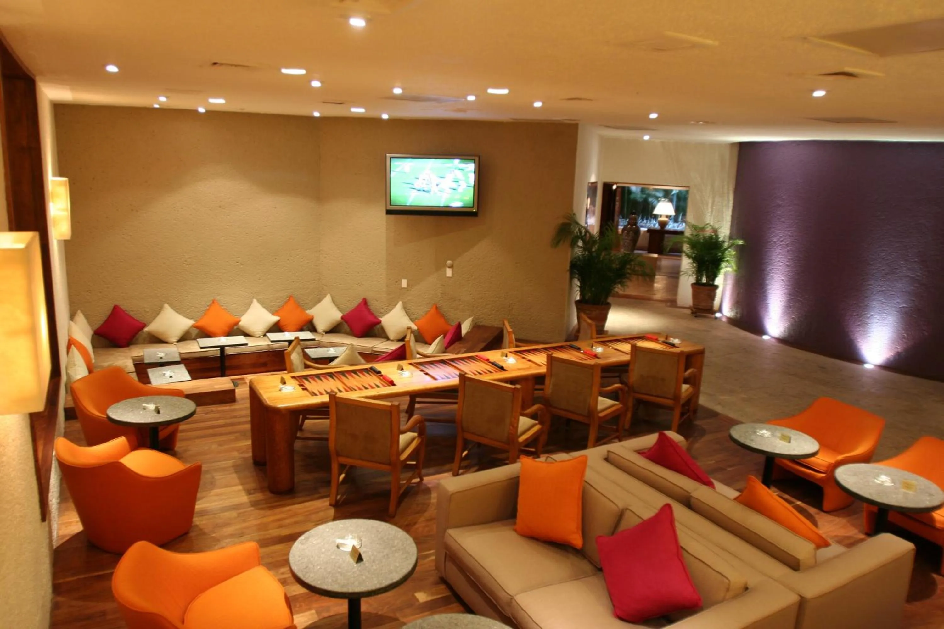 Dining area in Las Brisas Ixtapa