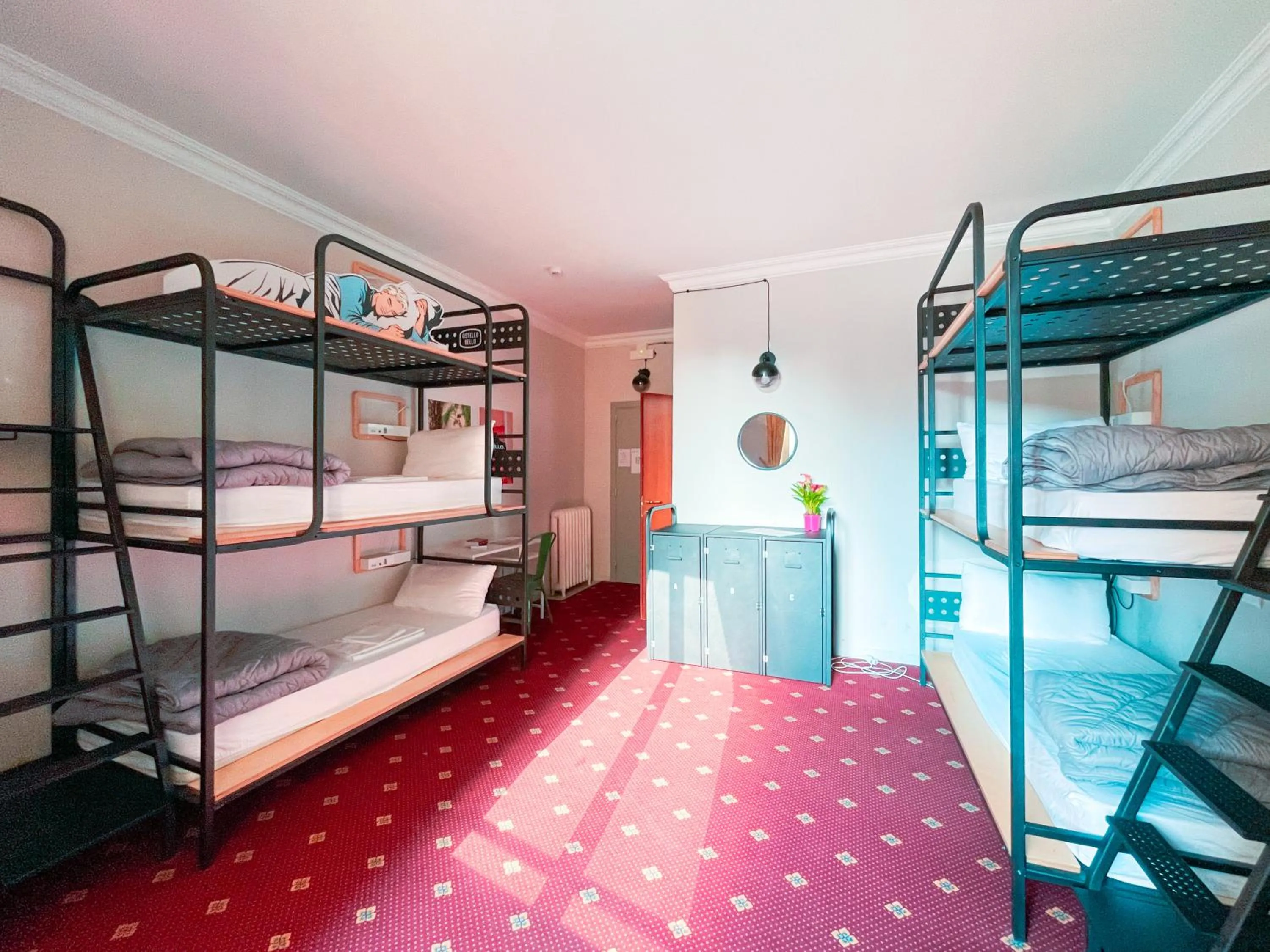 bunk bed, Bed in Ostello Bello Roma Colosseo