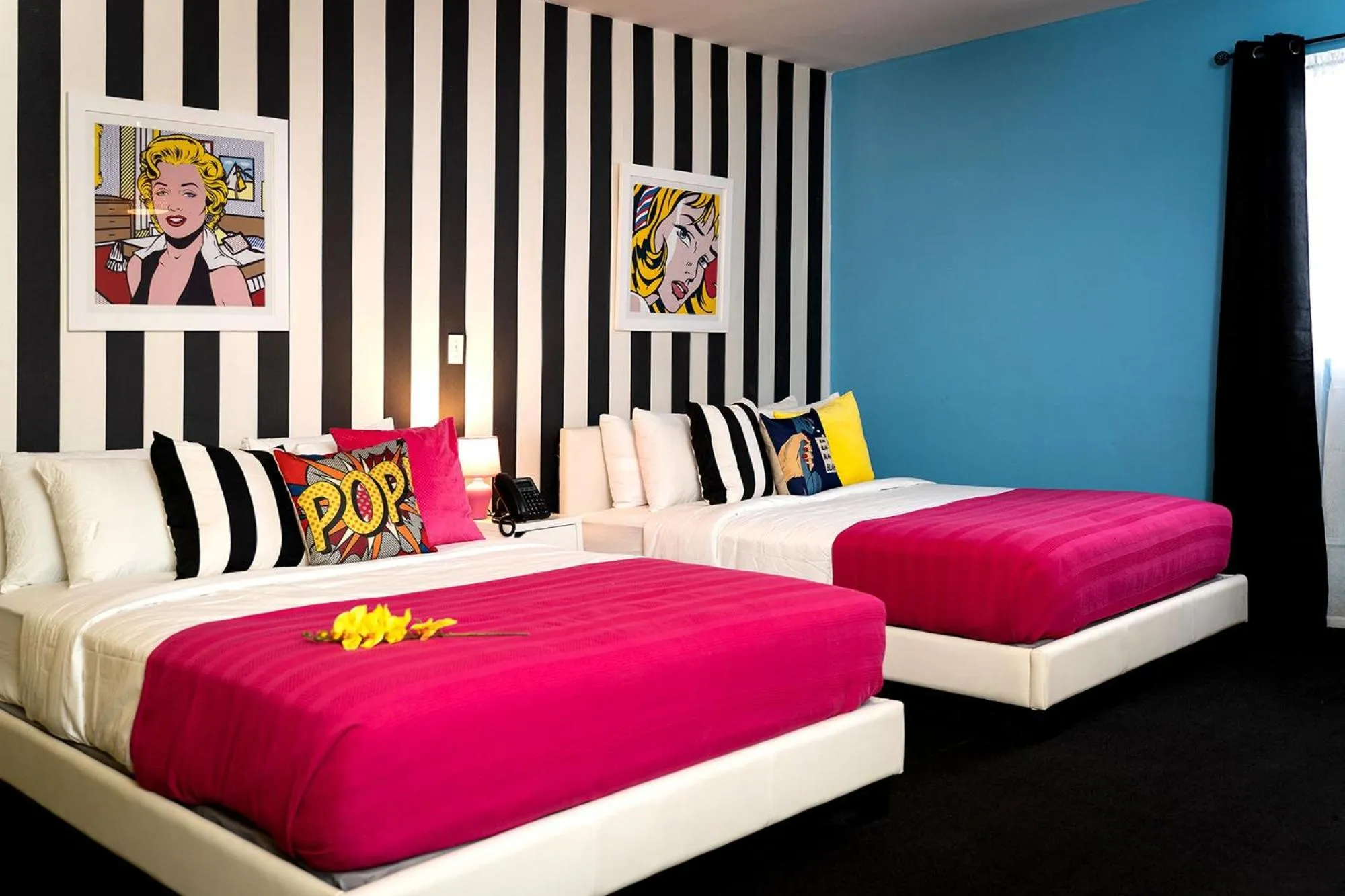 Bed in The Fox Hotel