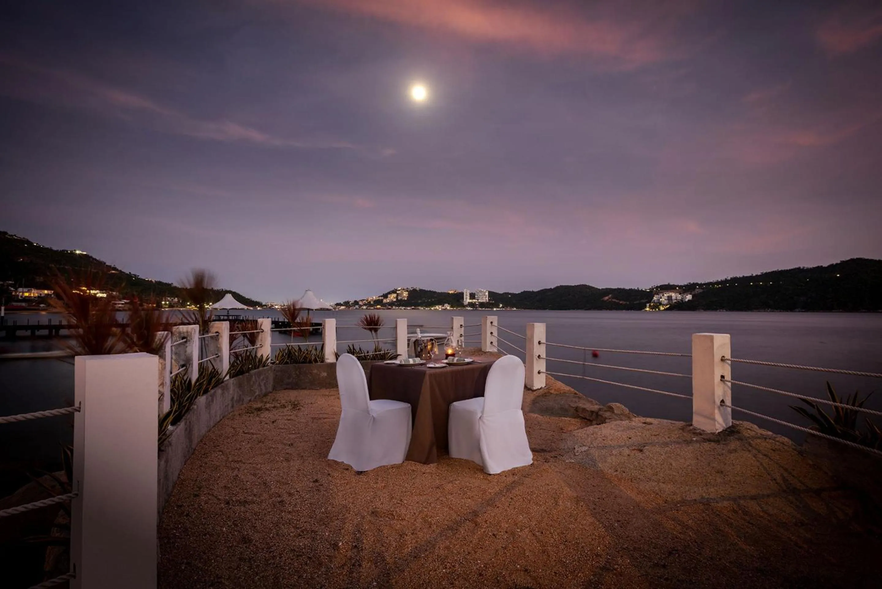 Balcony/Terrace in Camino Real Acapulco Diamante