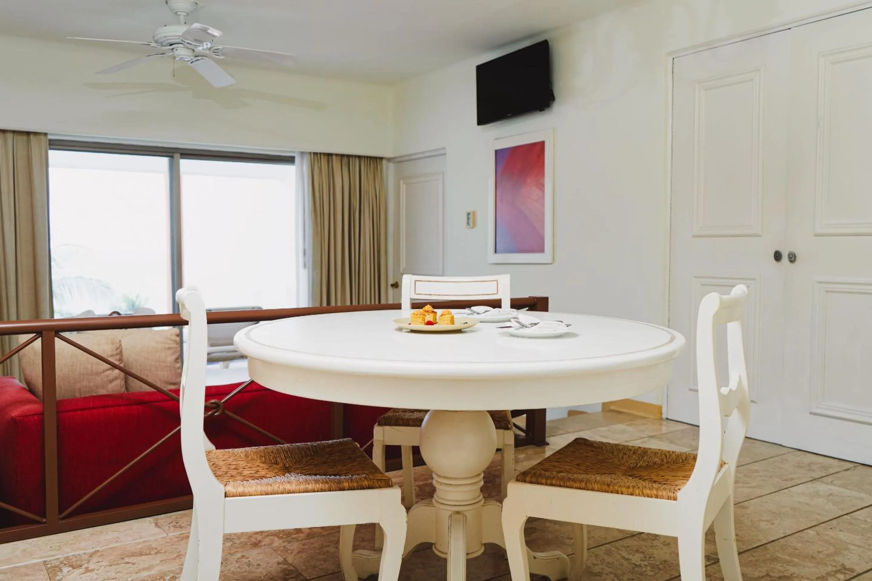 Dining area in Camino Real Zaashila Huatulco