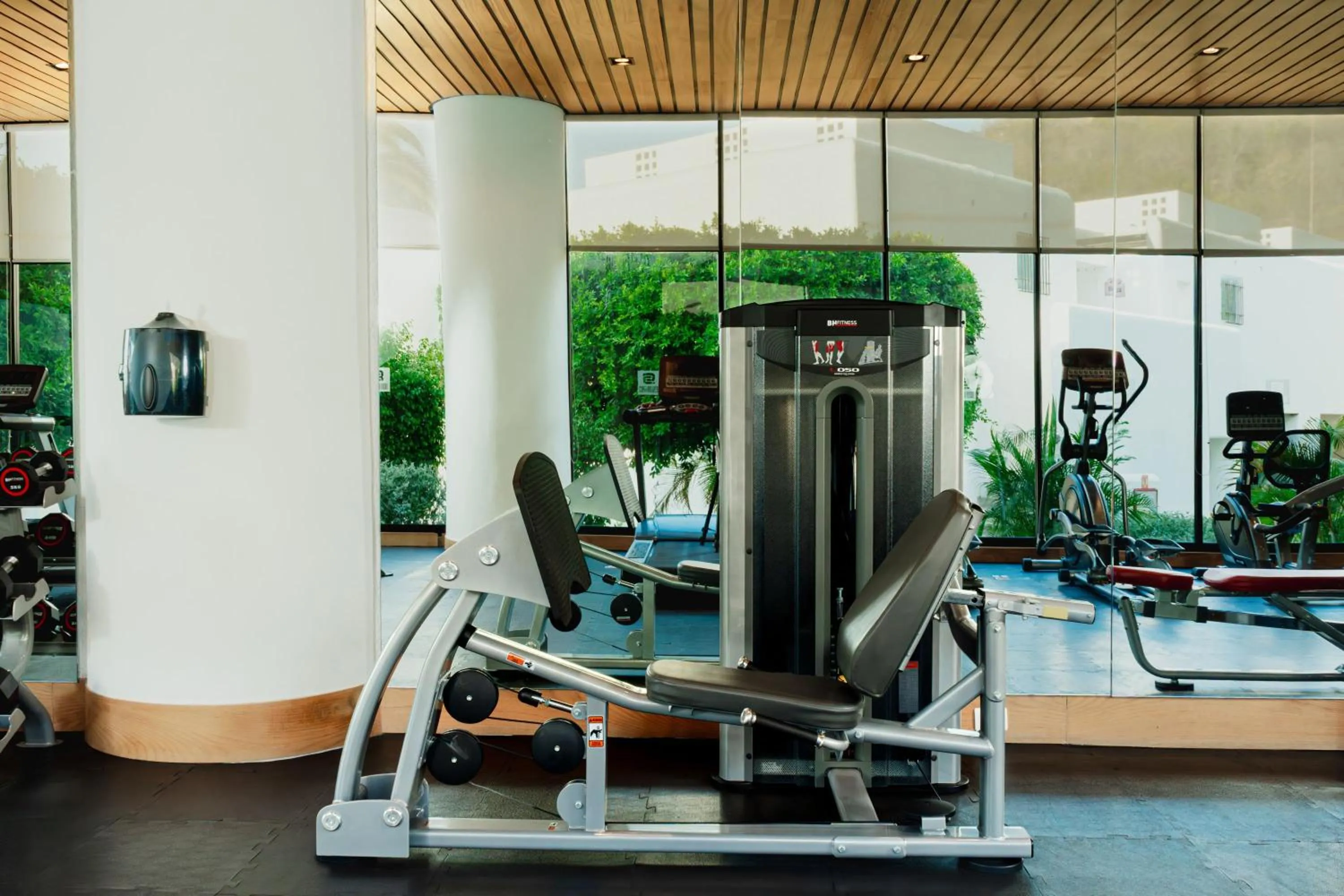 Fitness centre/facilities in Camino Real Zaashila Huatulco