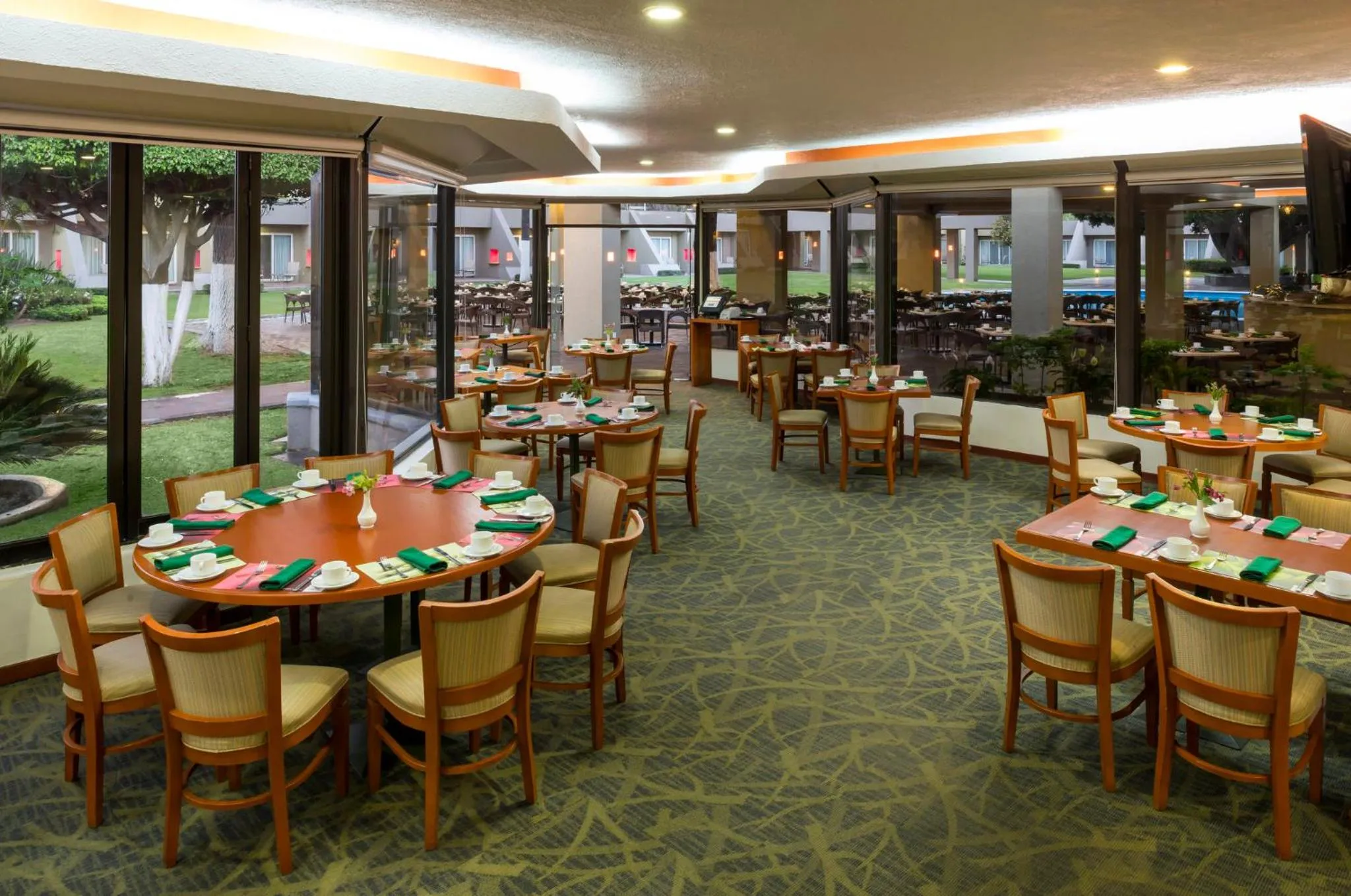 Restaurant/places to eat in Camino Real Guadalajara