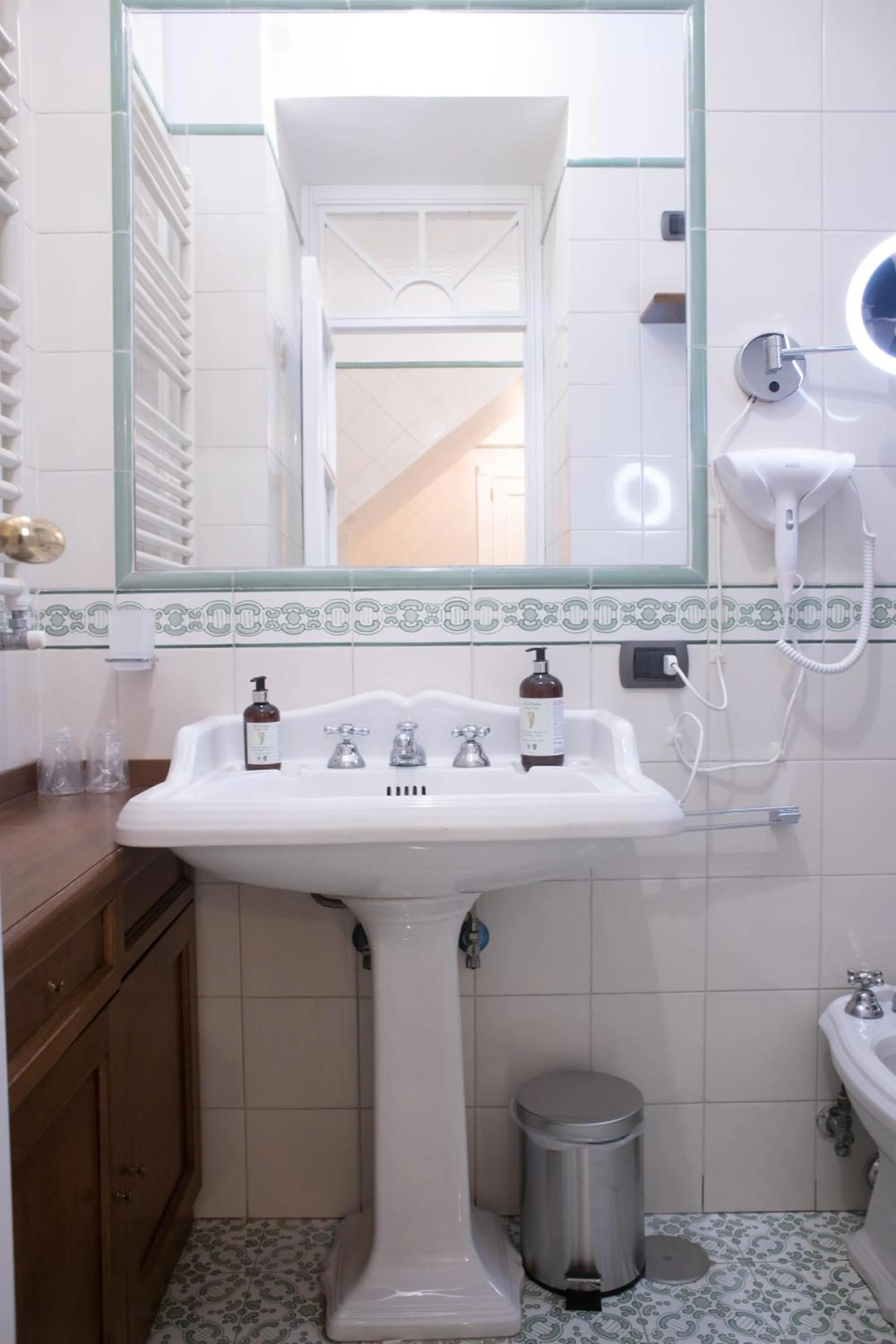 Bathroom in Bed Boutique Napoli Colors