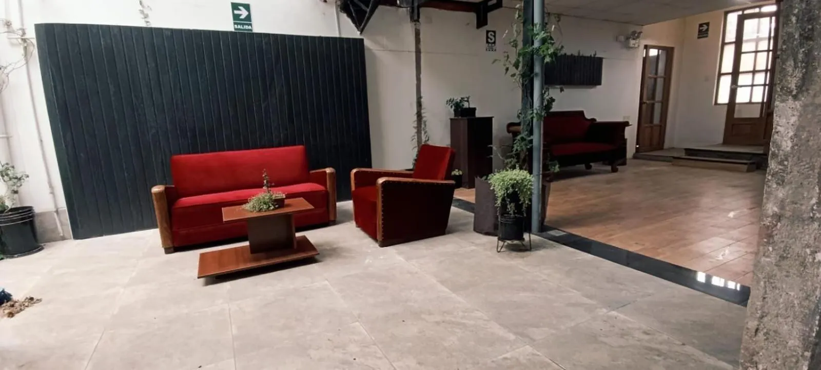 Living room in Elsa Wasi Cusco