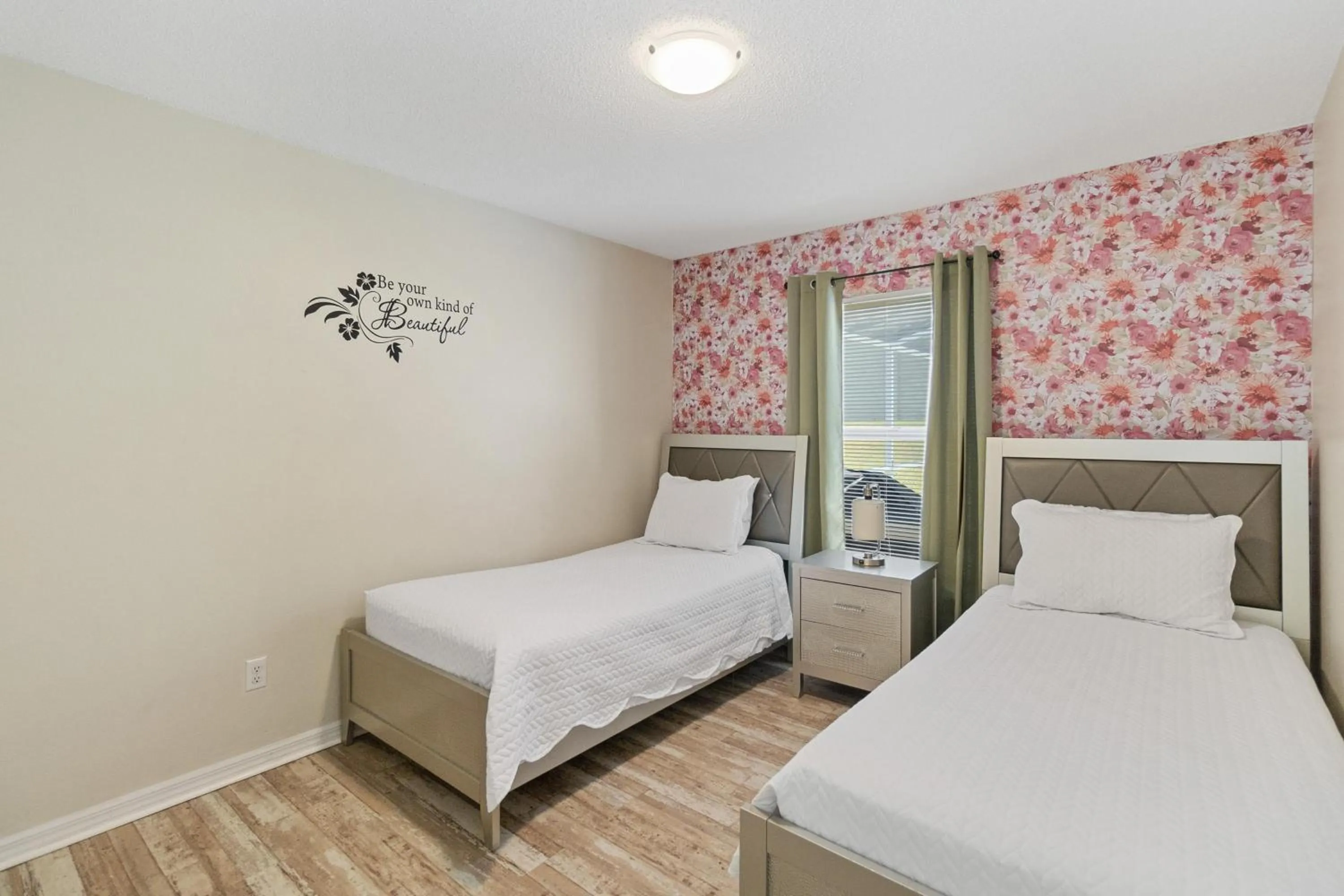 Property building, Bed in Beautiful 55 Bedroom Home!!!