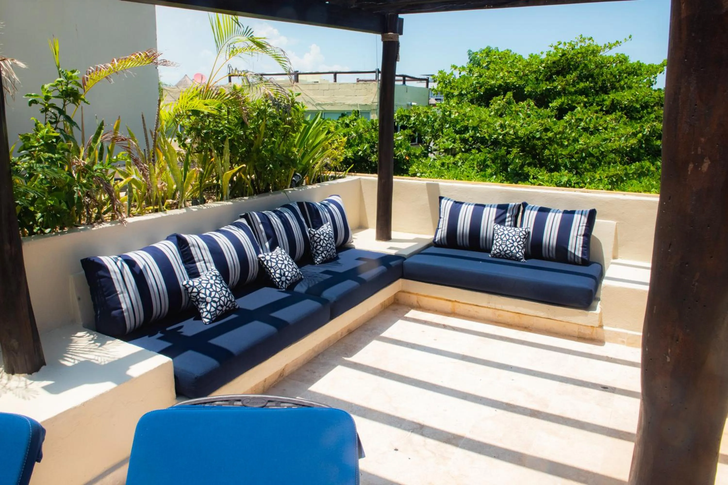 Balcony/Terrace in El Taj Oceanfront and Beachside Condo Hotel