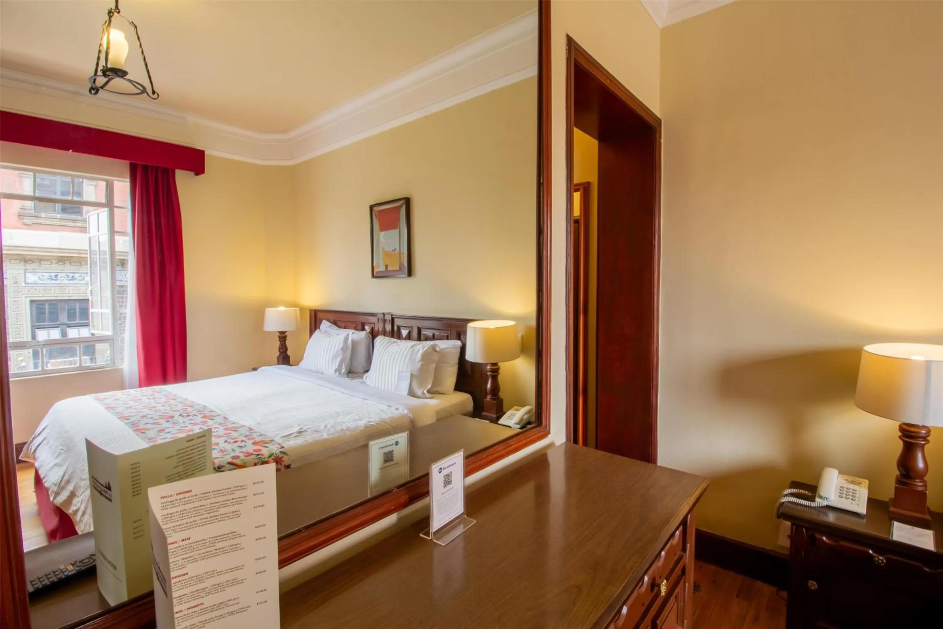 Photo of the whole room, Bed in Best Western Majestic