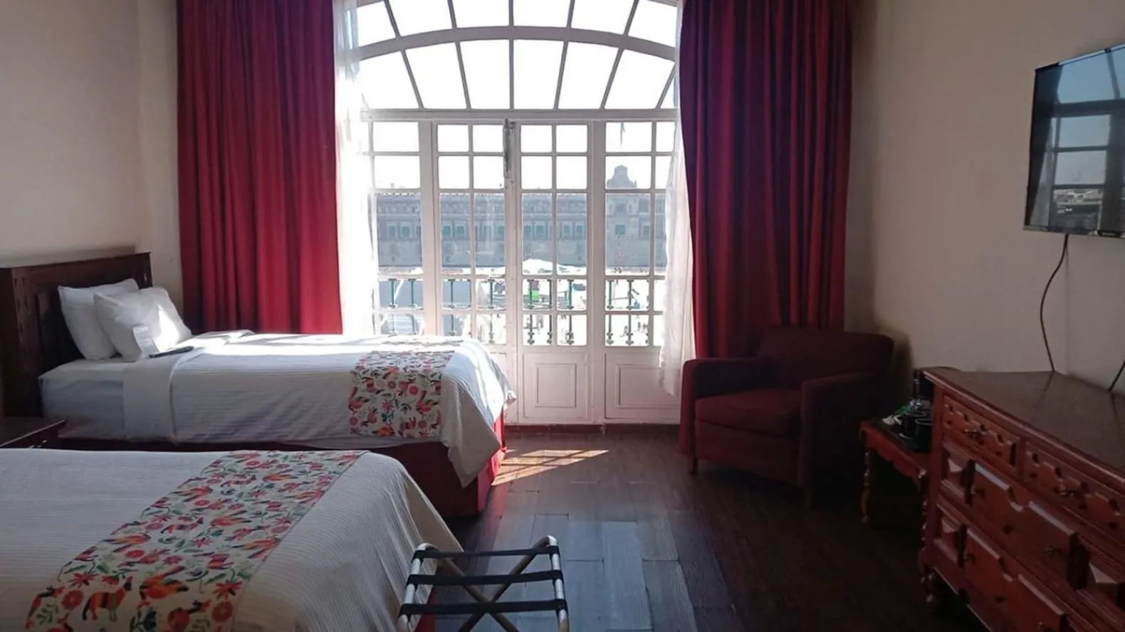 TV and multimedia, Bed in Best Western Majestic