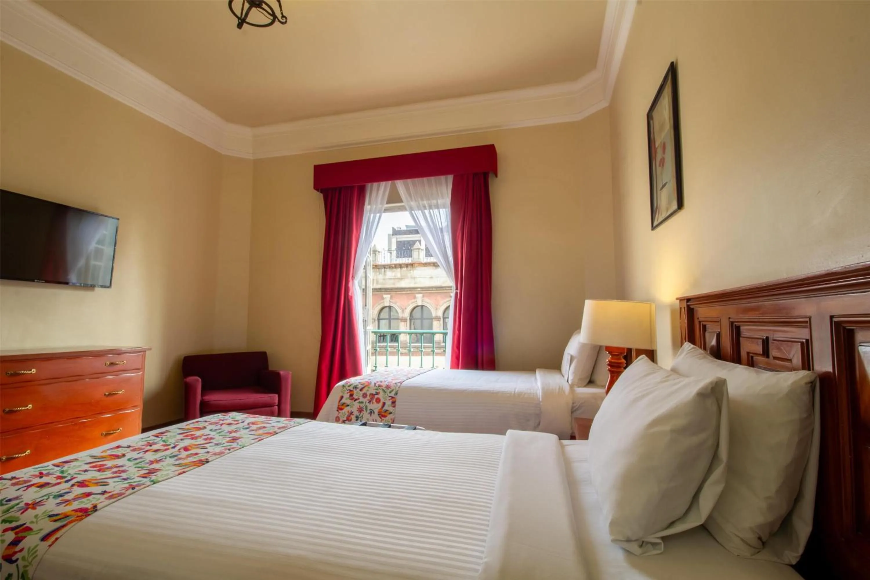 Bedroom, Bed in Best Western Majestic