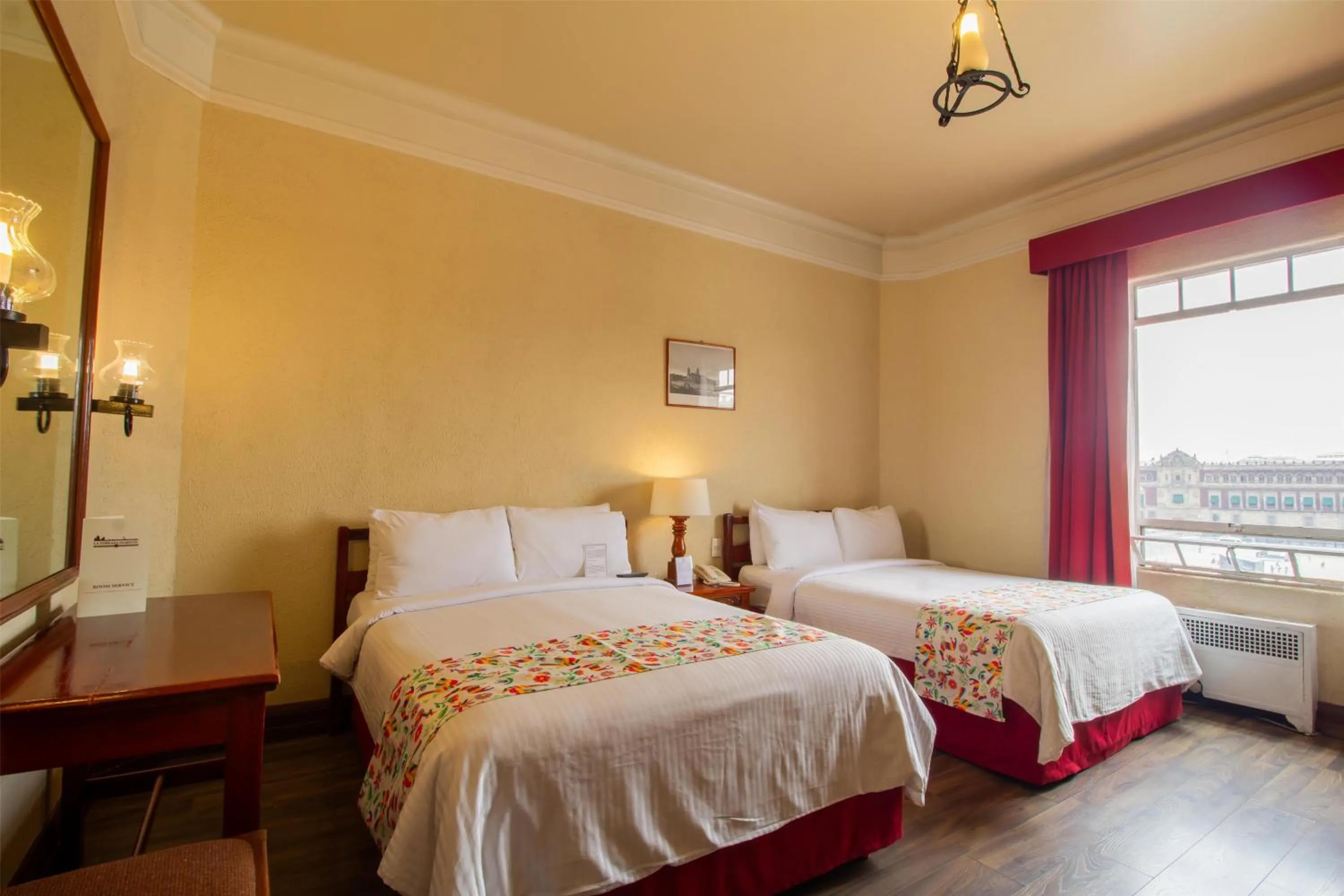 Bedroom, Bed in Best Western Majestic