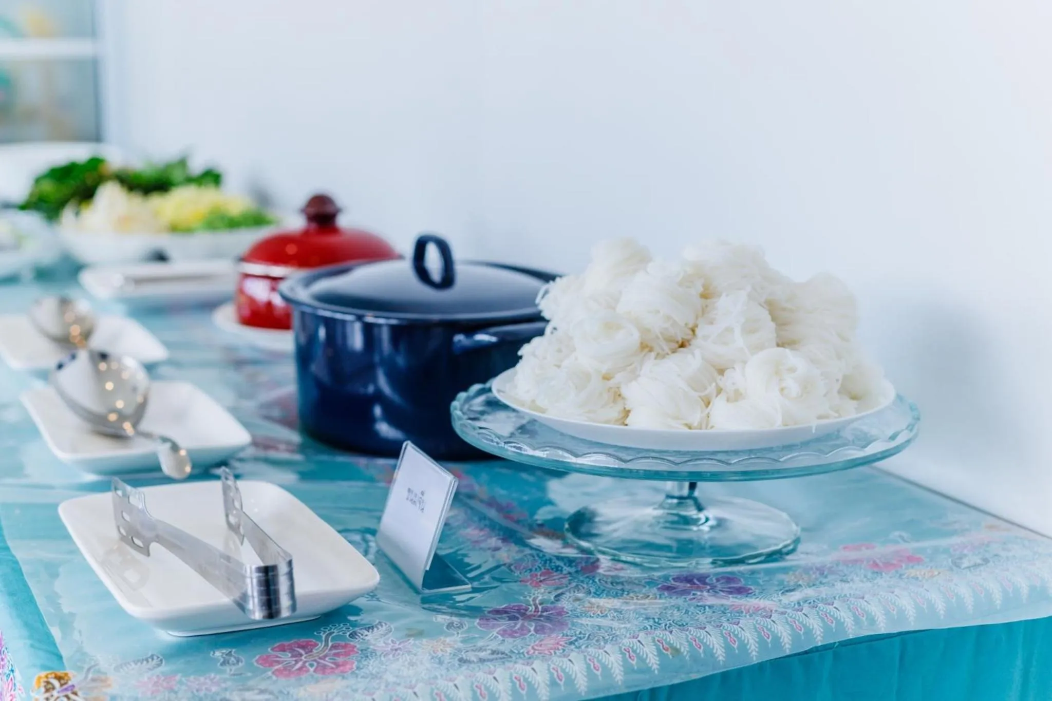 Restaurant/places to eat in Greenish Hotel