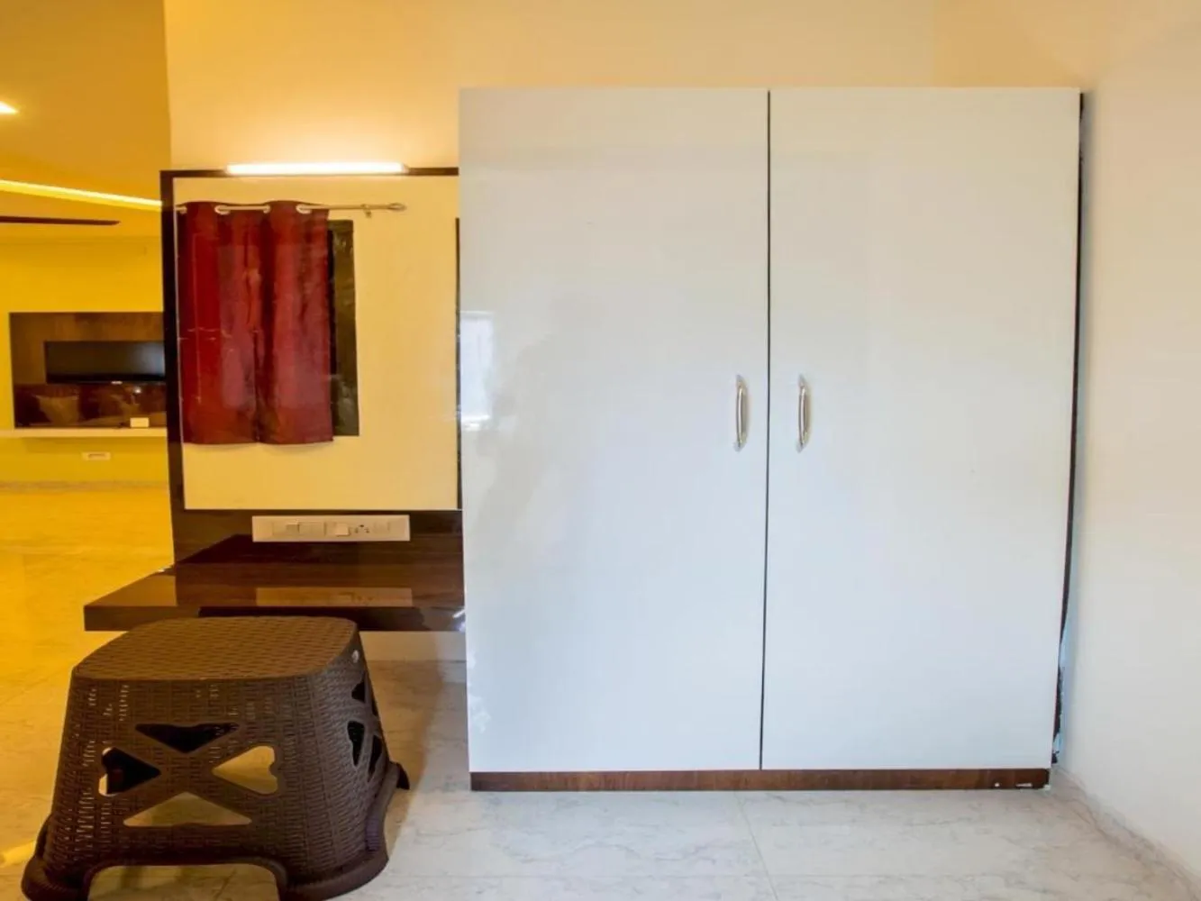 wardrobe in IVY RESIDENCY