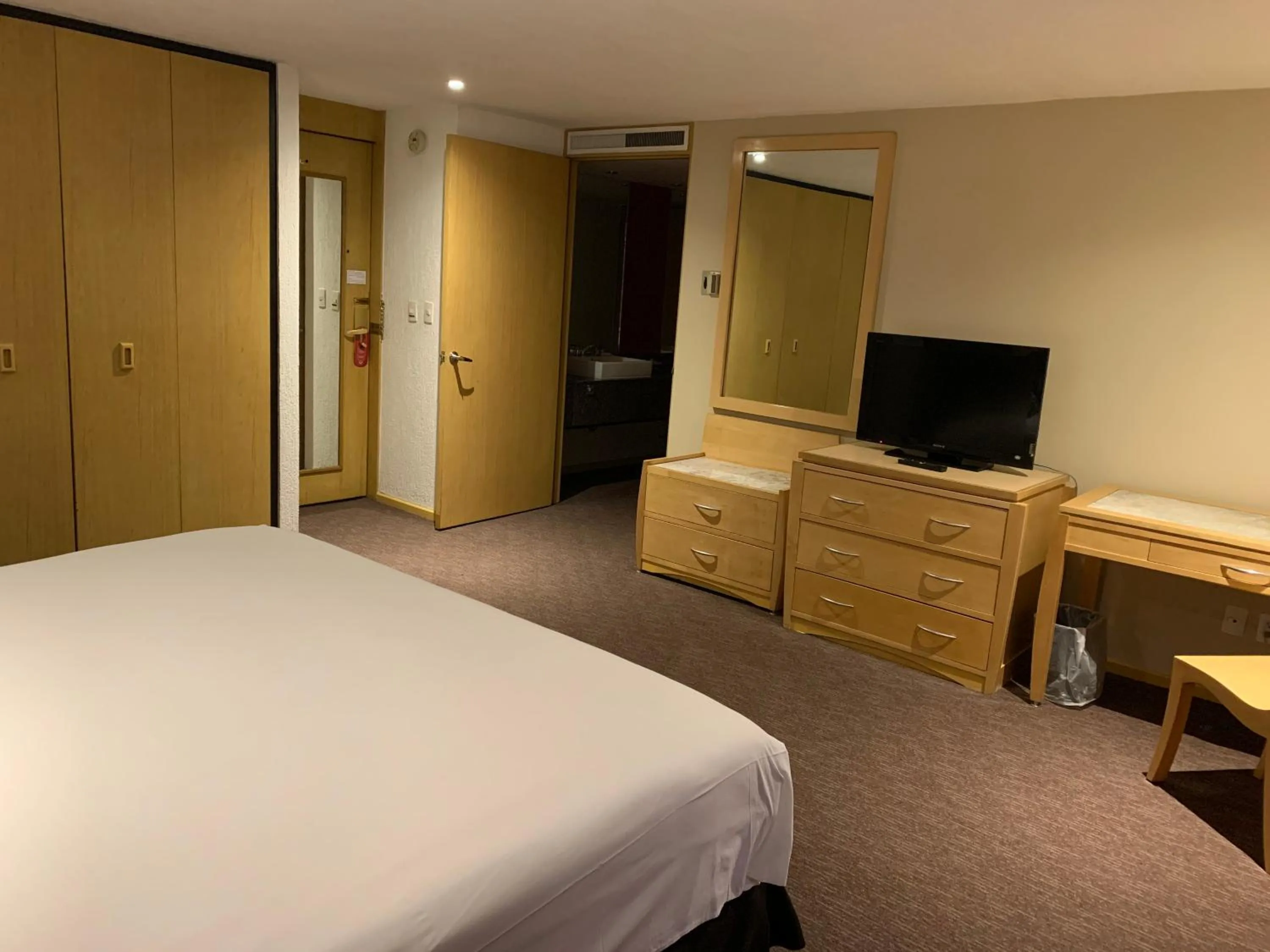 Bed in Sevilla Palace