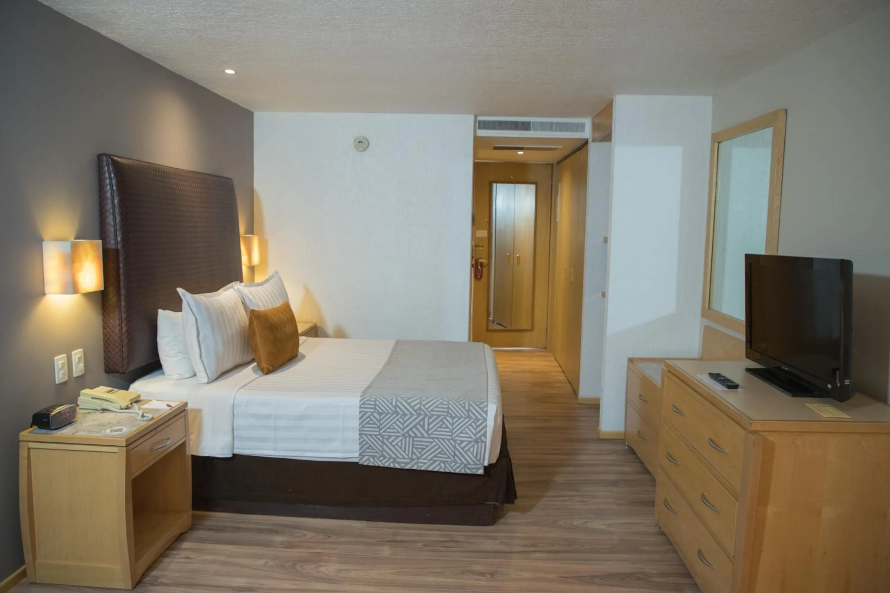 Bed in Sevilla Palace