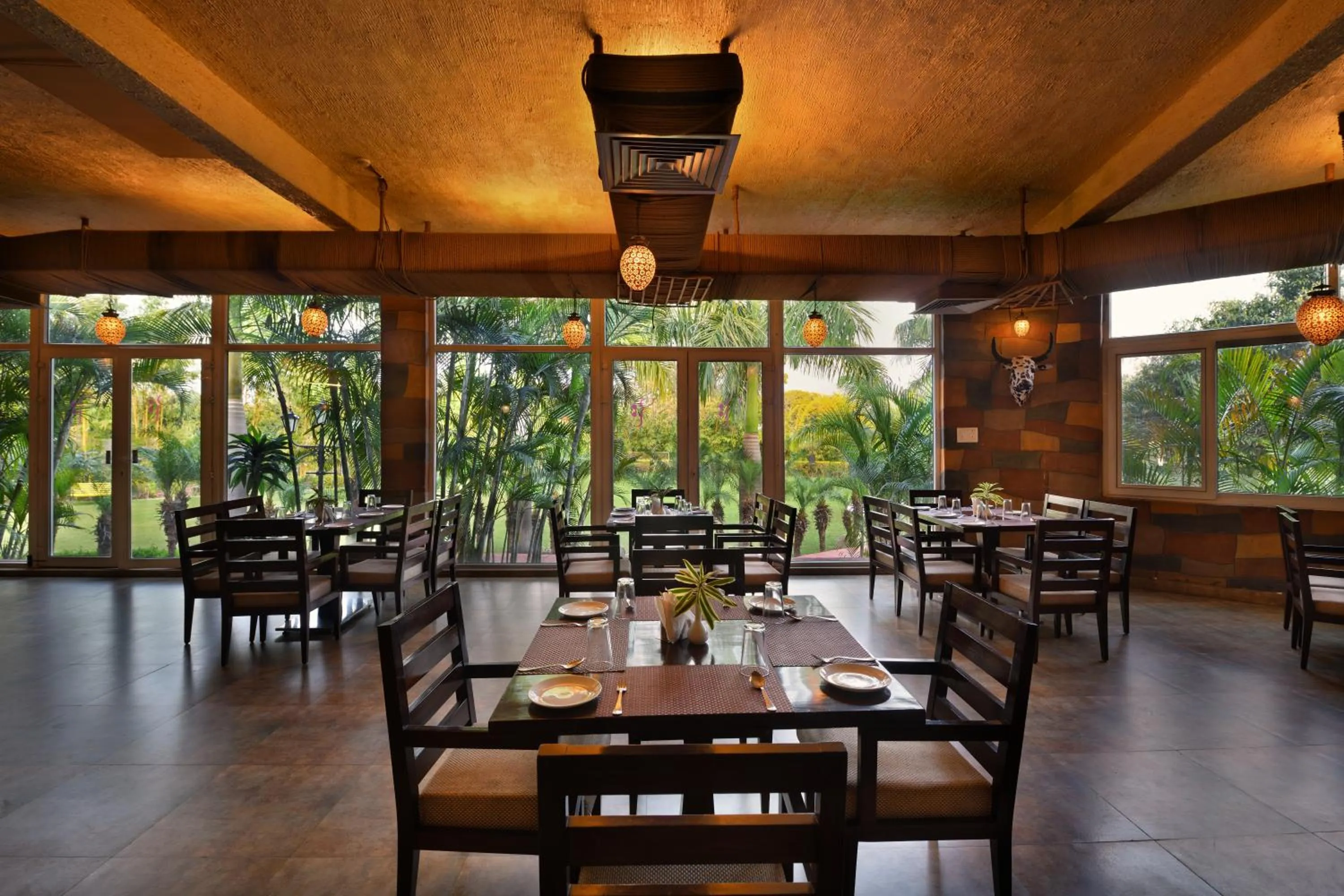 Restaurant/places to eat in Country Inn Tarika Riverside Resort Jim Corbett