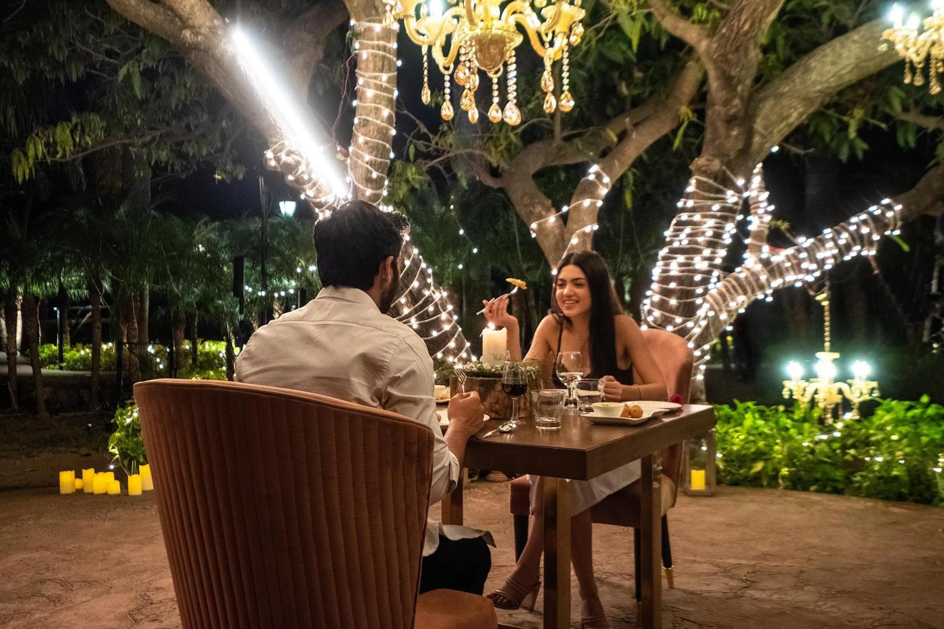 Food and drinks in Country Inn Tarika Riverside Resort Jim Corbett