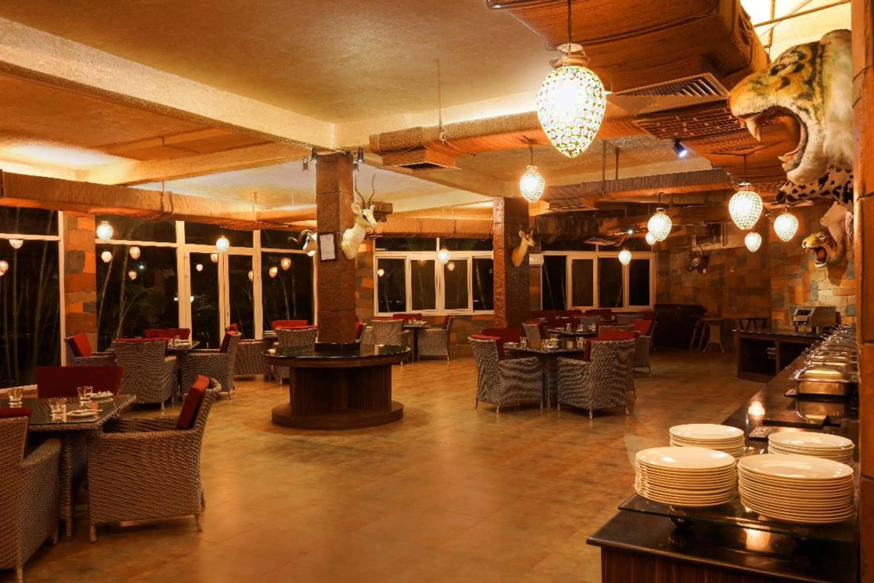 Restaurant/places to eat in Country Inn Tarika Riverside Resort Jim Corbett