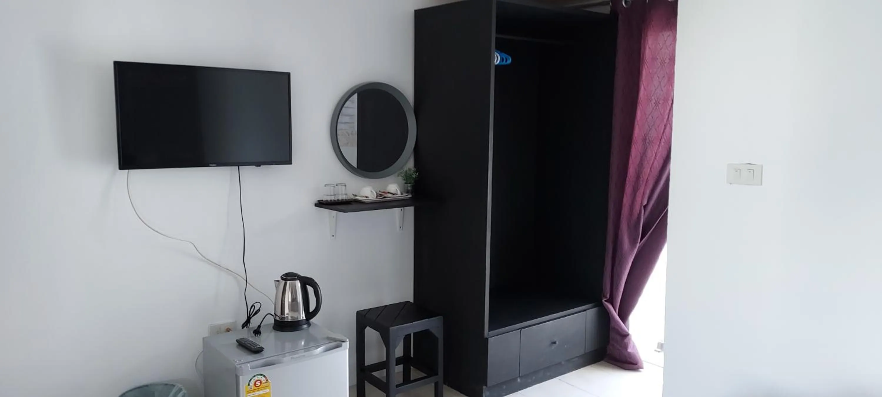 TV and multimedia in Hua Hin Paradise Guesthouse