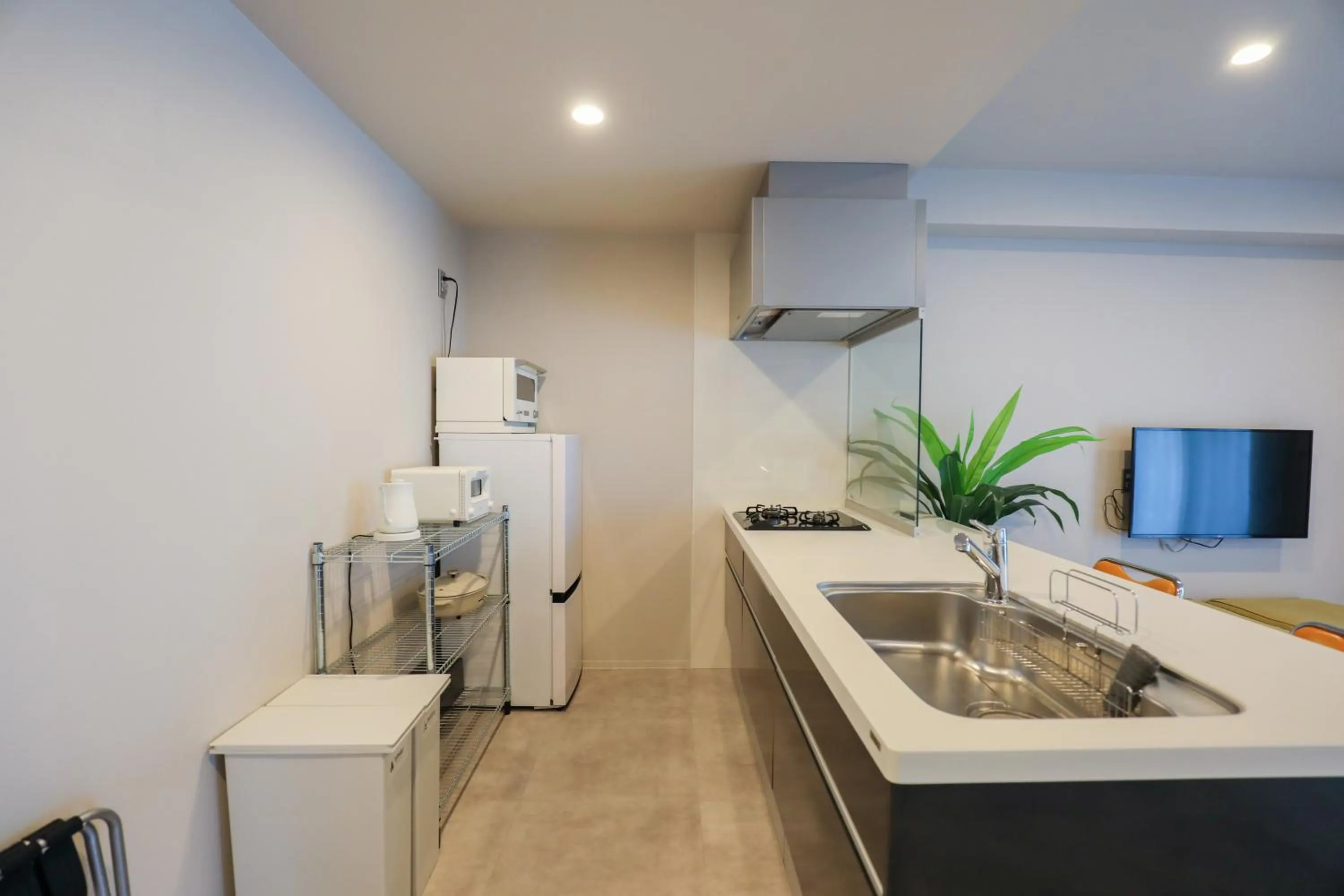 Kitchen or kitchenette in HOTEL SO SUMIYOSHi ホテルソウ博多住吉