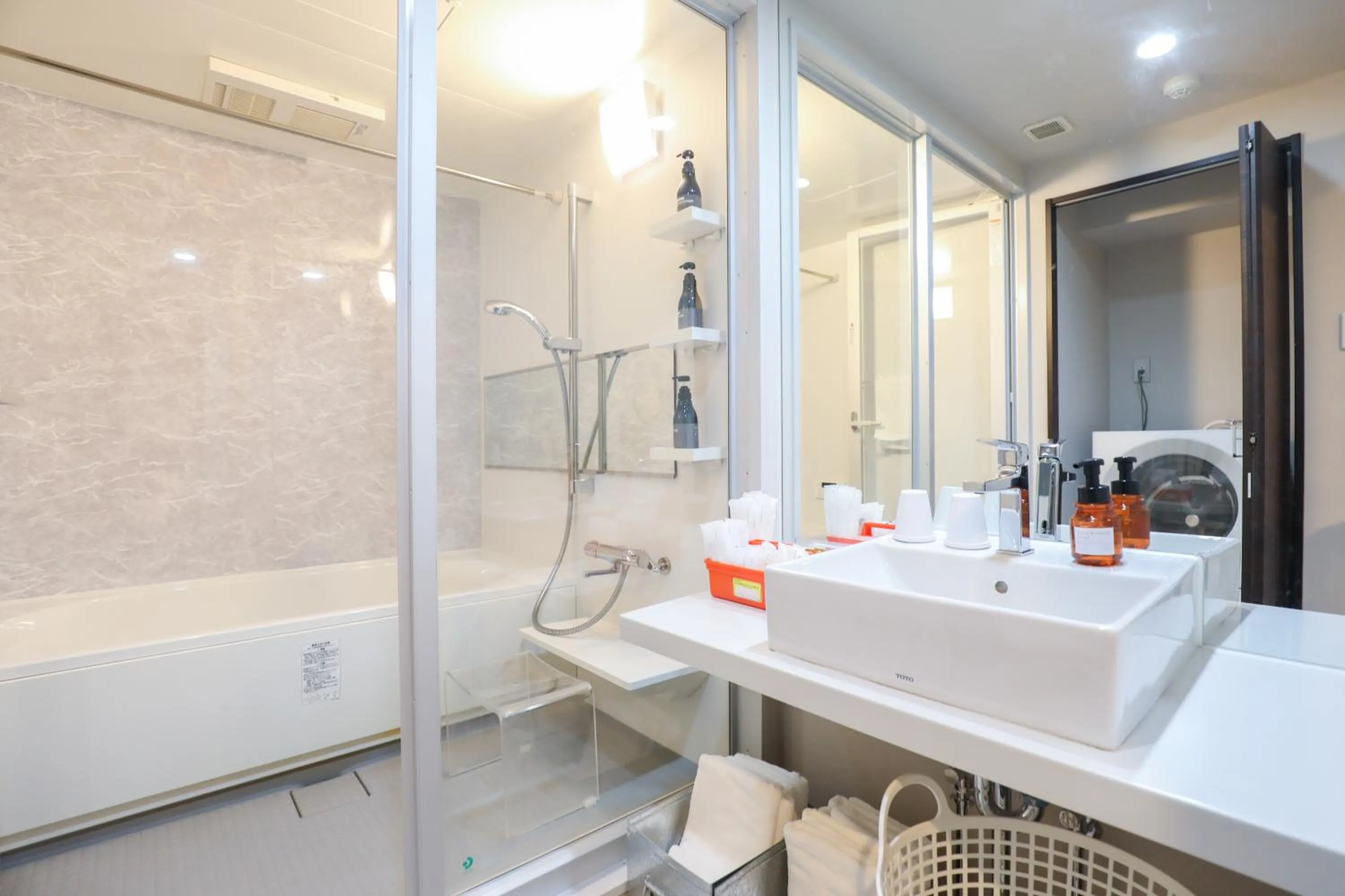 Shower in HOTEL SO SUMIYOSHi ホテルソウ博多住吉