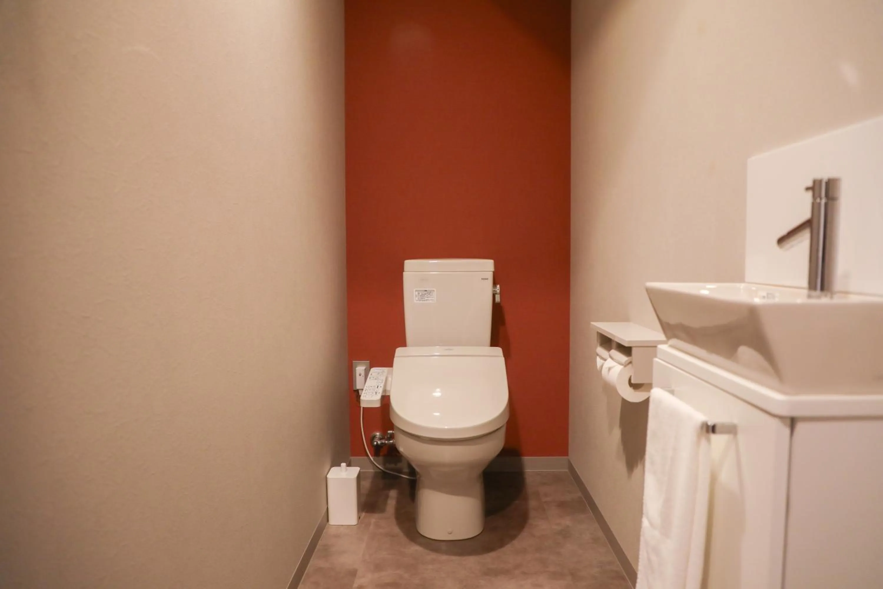 Toilet in HOTEL SO SUMIYOSHi ホテルソウ博多住吉