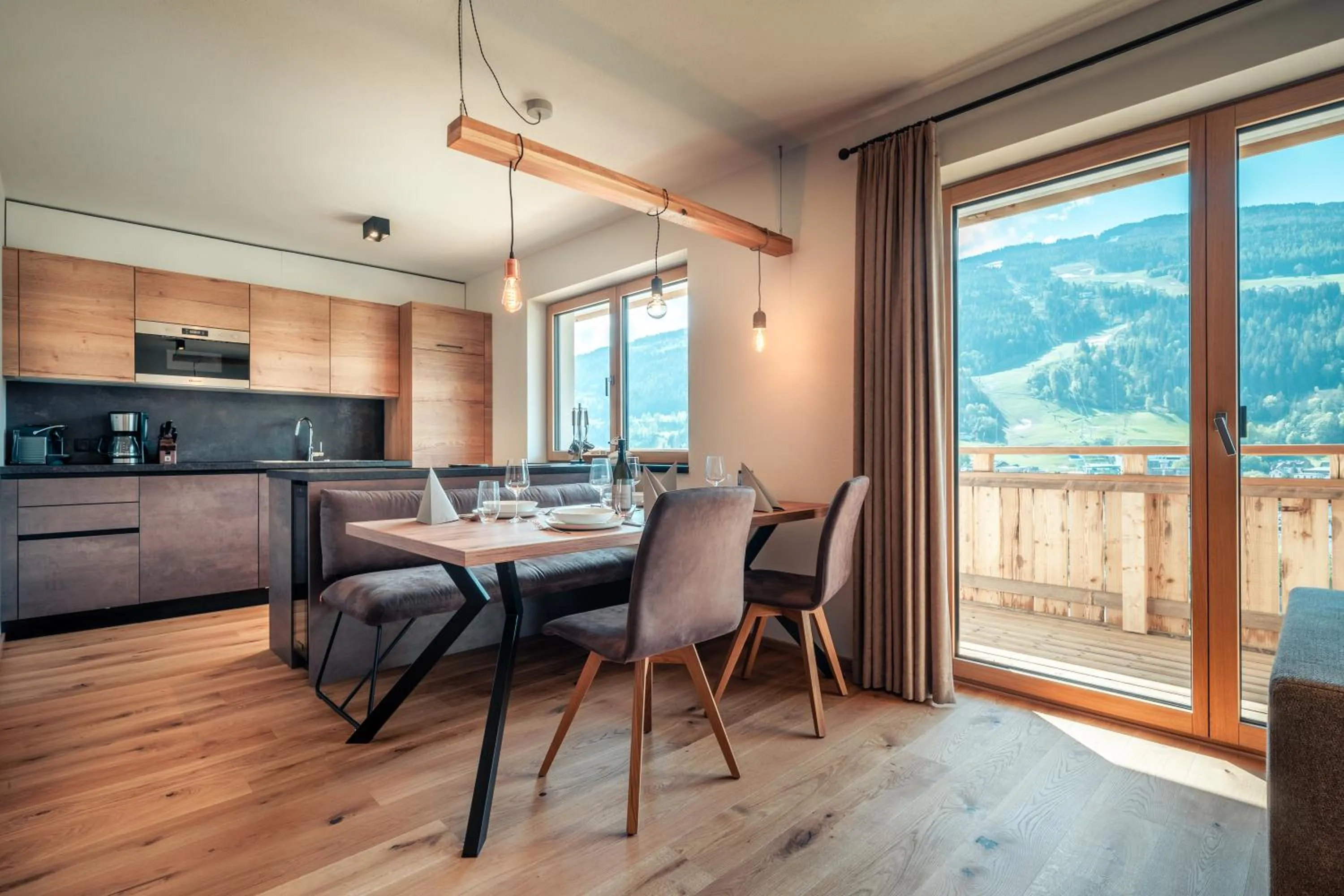Kitchen or kitchenette in Sun Side by Schladming-Appartements