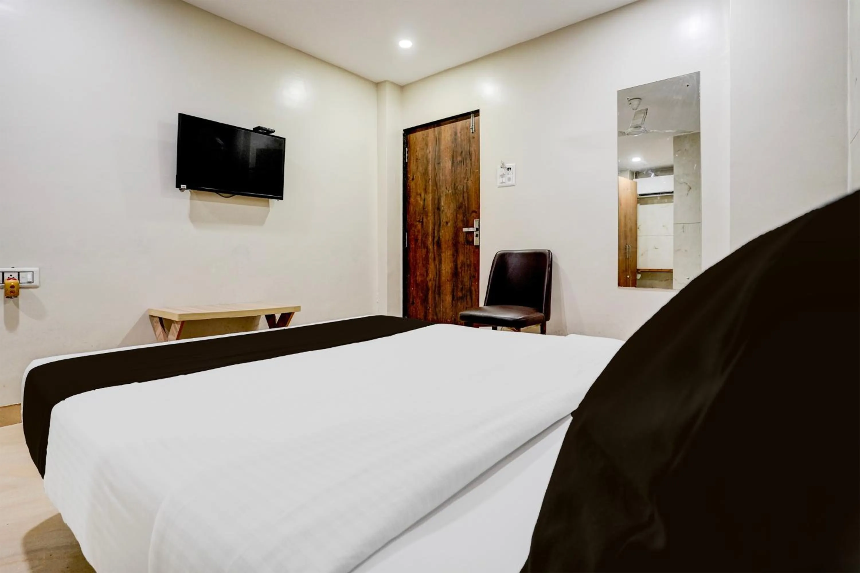 Bedroom, Bed in Collection O Ulife