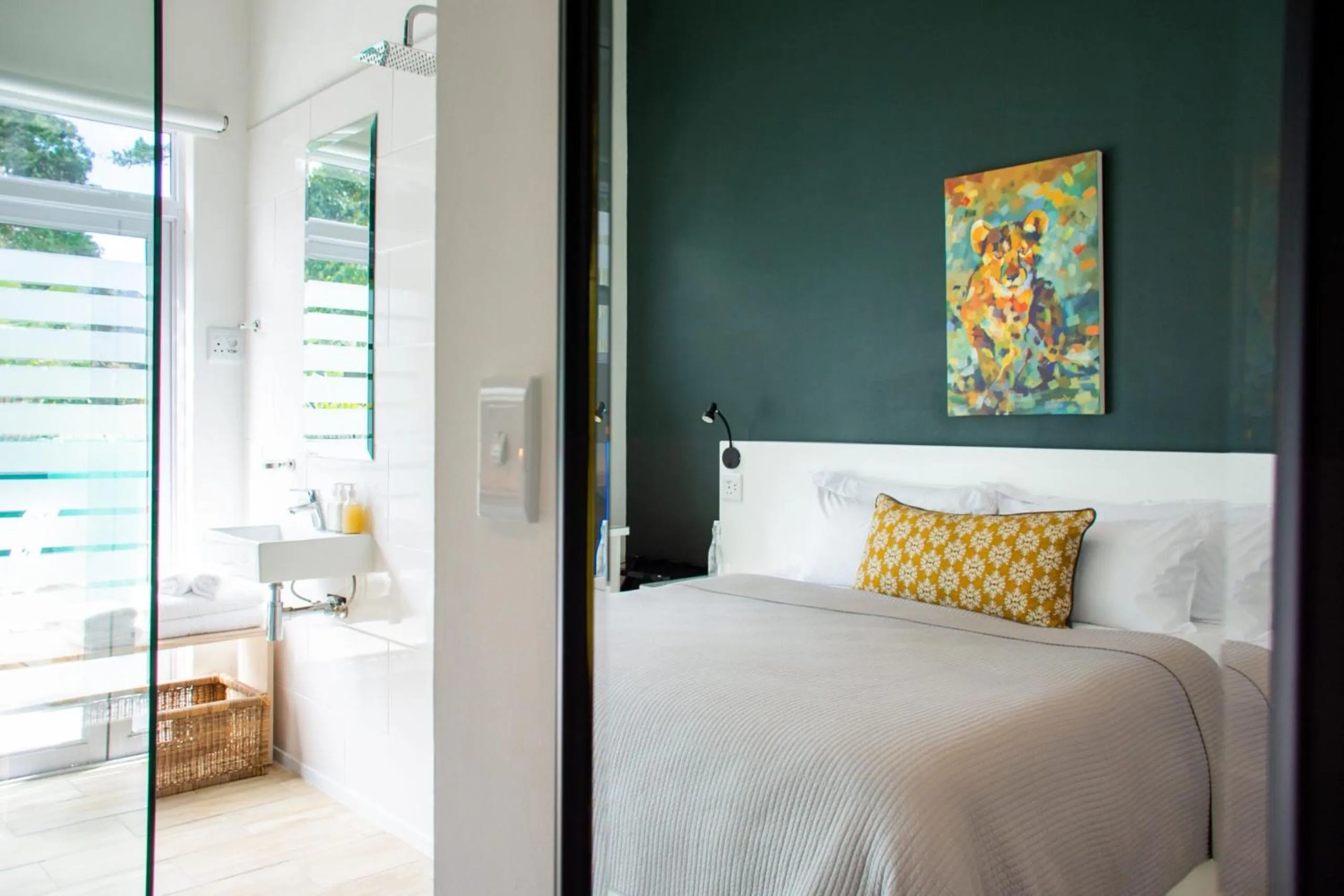 Bed in Vida Nova Retreat