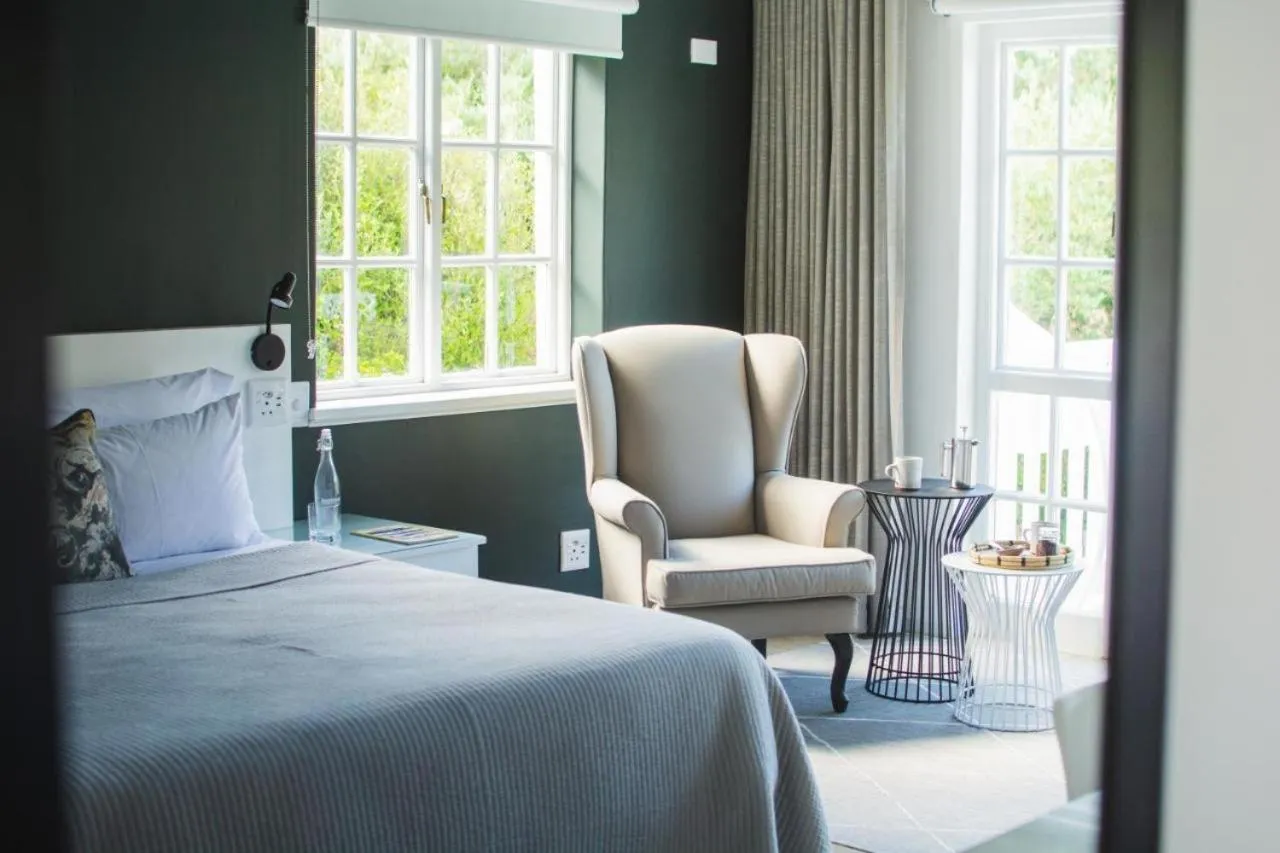 Seating area, Bed in Vida Nova Retreat