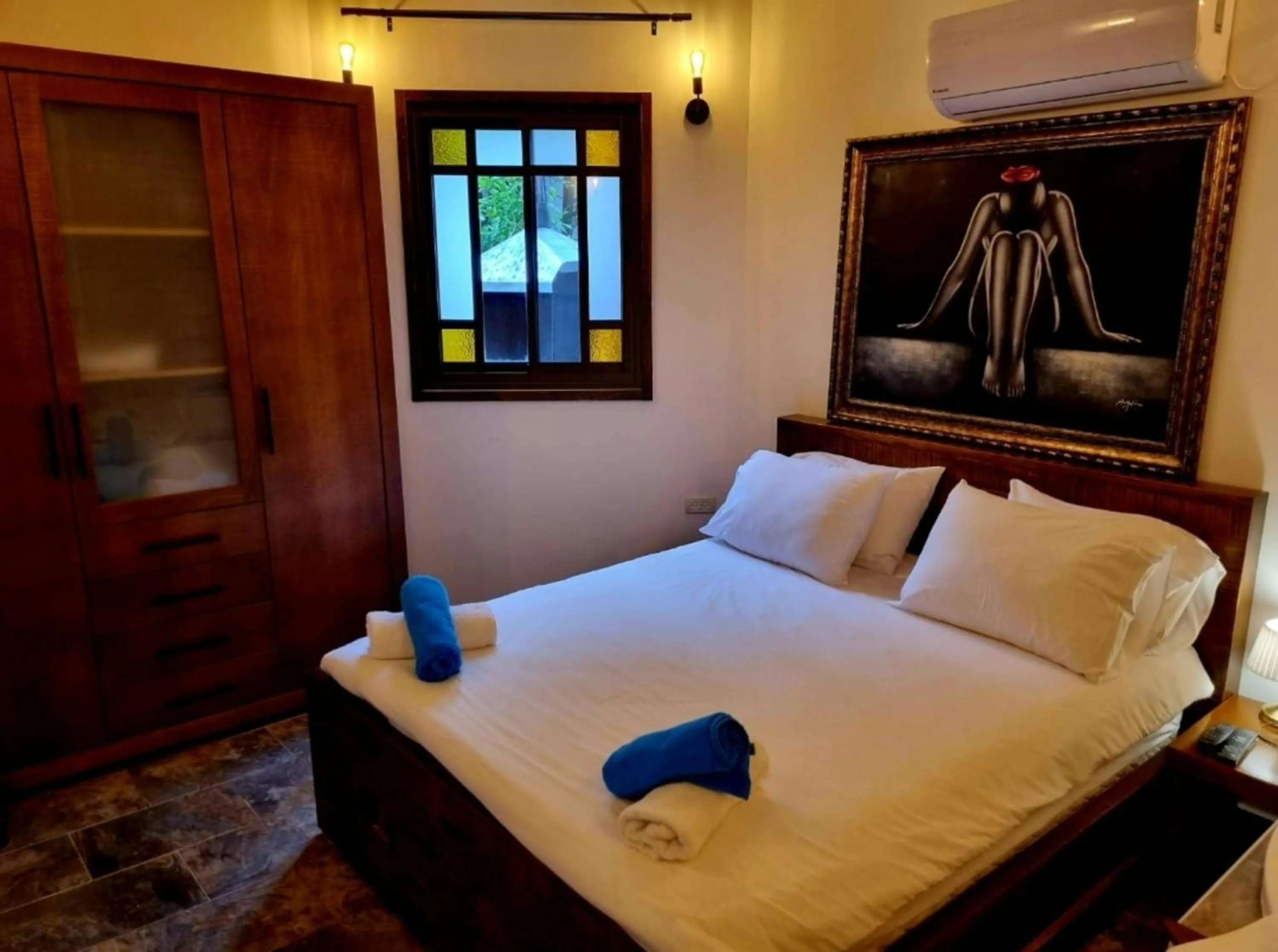 Bedroom, Bed in The Pearl of the Golan - Pnina BaGolan